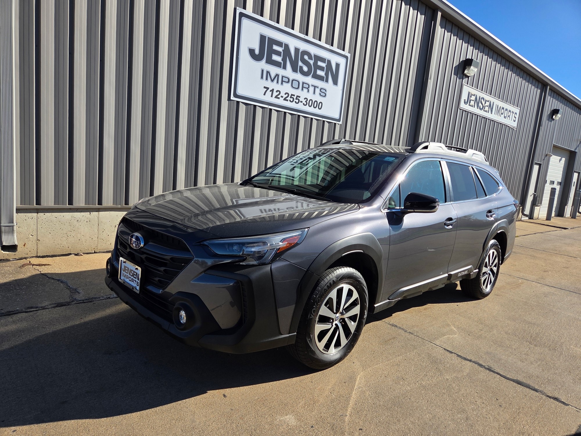 2023 Subaru Outback Premium's photo