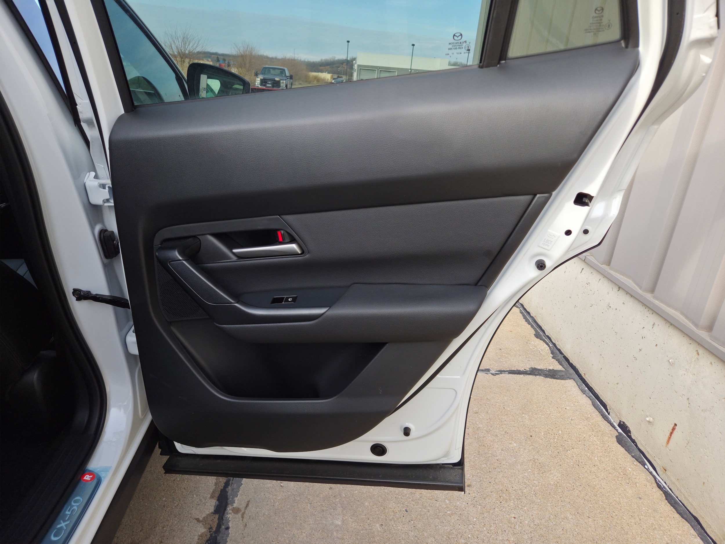 2026 Mazda CX-50 Premium - Photo 18