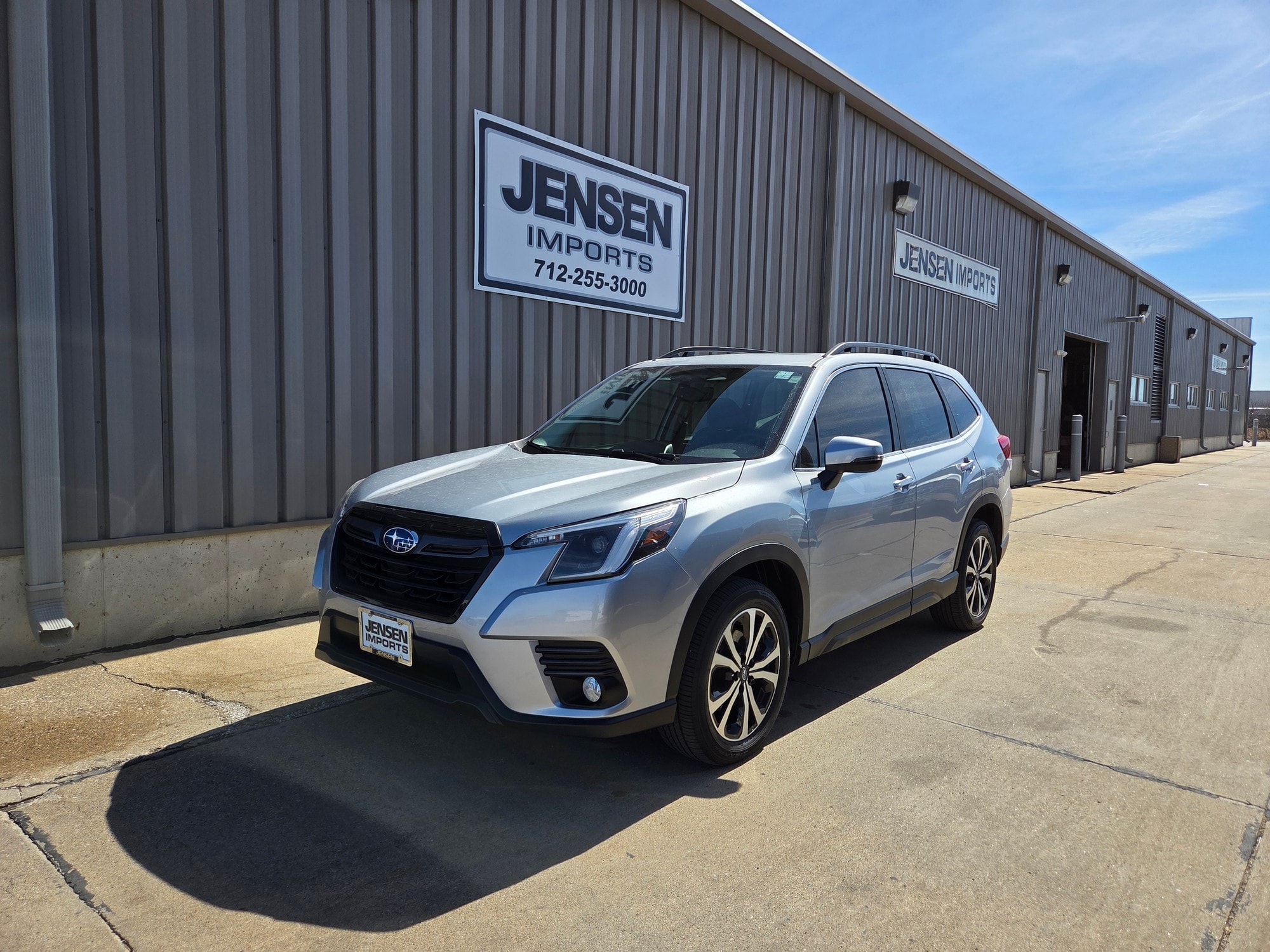 2023 Subaru Forester Limited's photo