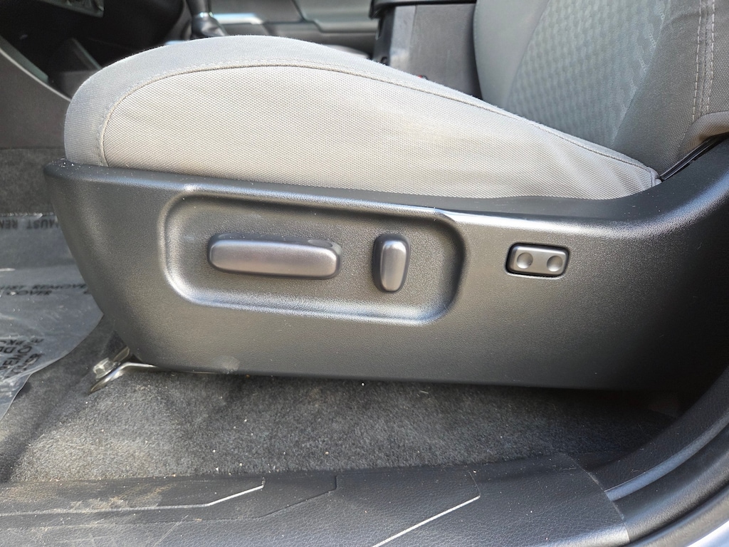 Used 2021 Toyota Tacoma 2WD Crew Cab Pickup