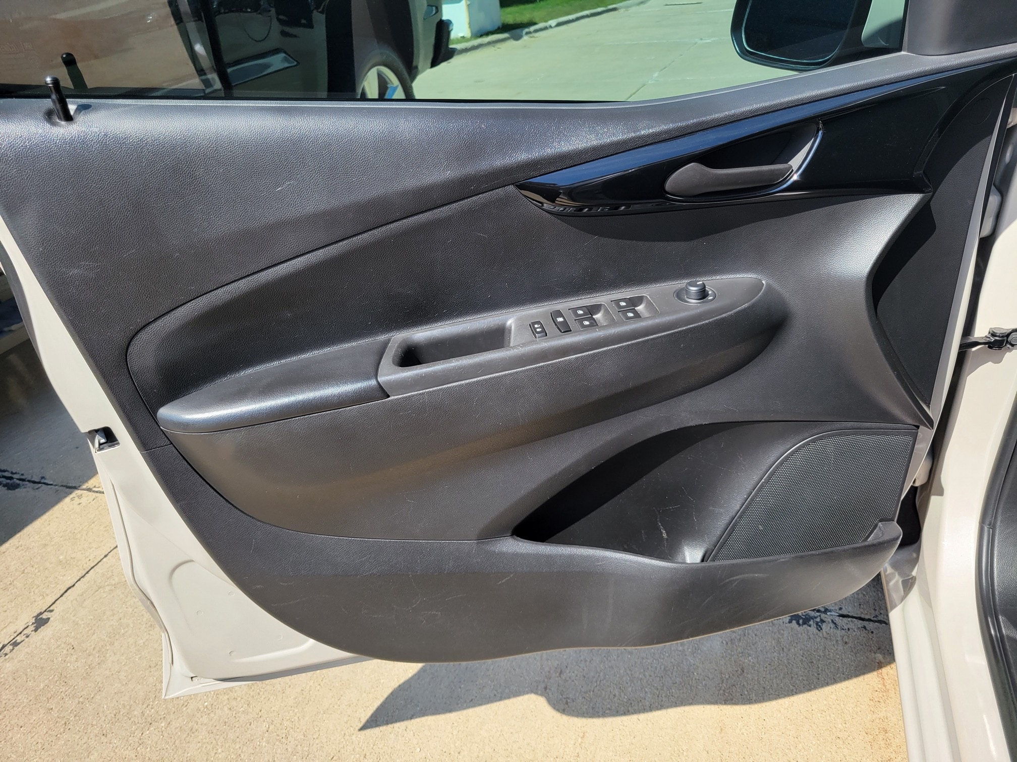 Used 2021 Chevrolet Spark 1LT with VIN KL8CD6SA7MC736697 for sale in Sioux City, IA