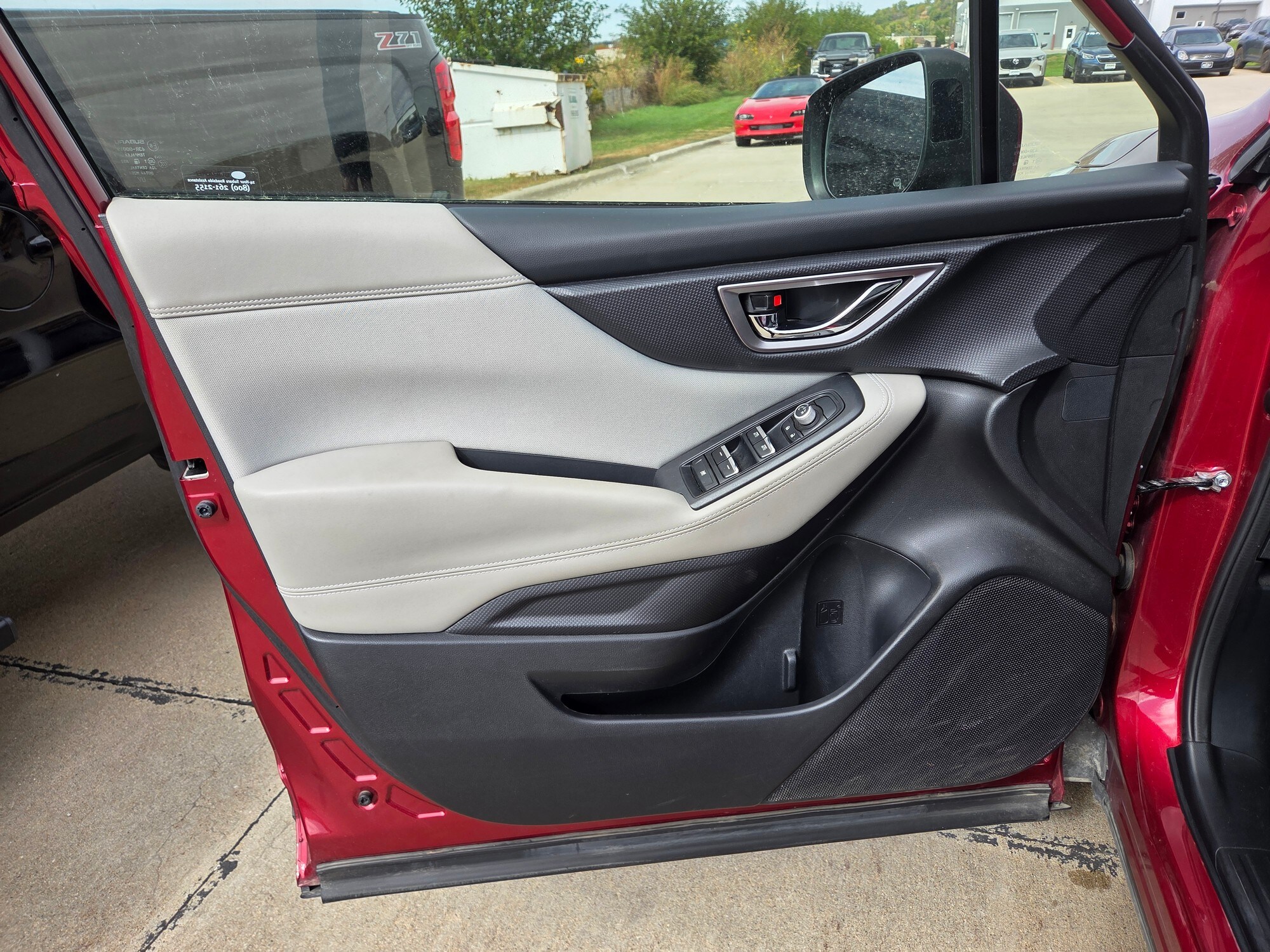 2019 Subaru Forester Premium photo 2