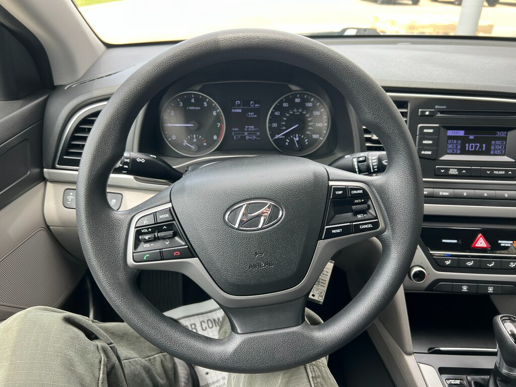 Used 2018 Hyundai Elantra SE Car