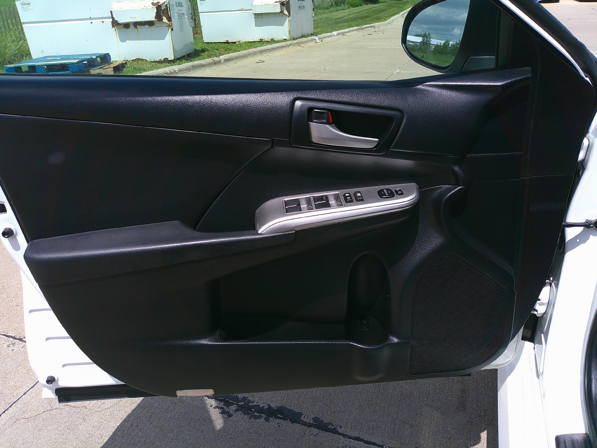 Used 2013 Toyota Camry SE with VIN 4T1BF1FK3DU259596 for sale in Sioux City, IA