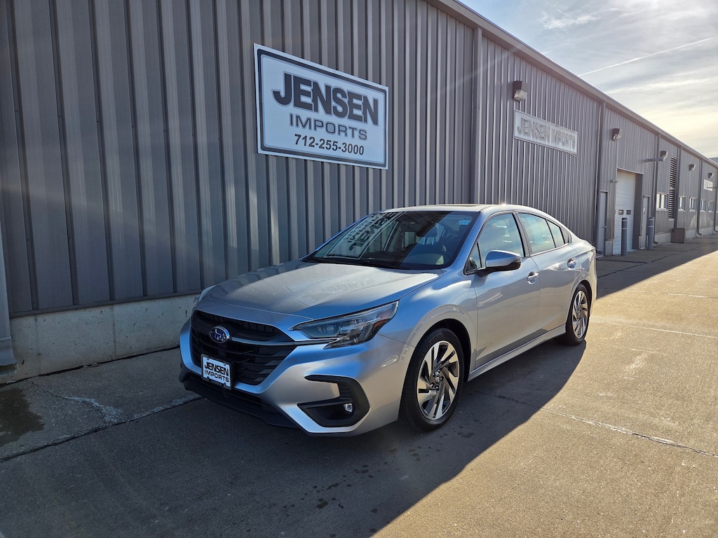 Used 2023 Subaru Legacy Limited Car