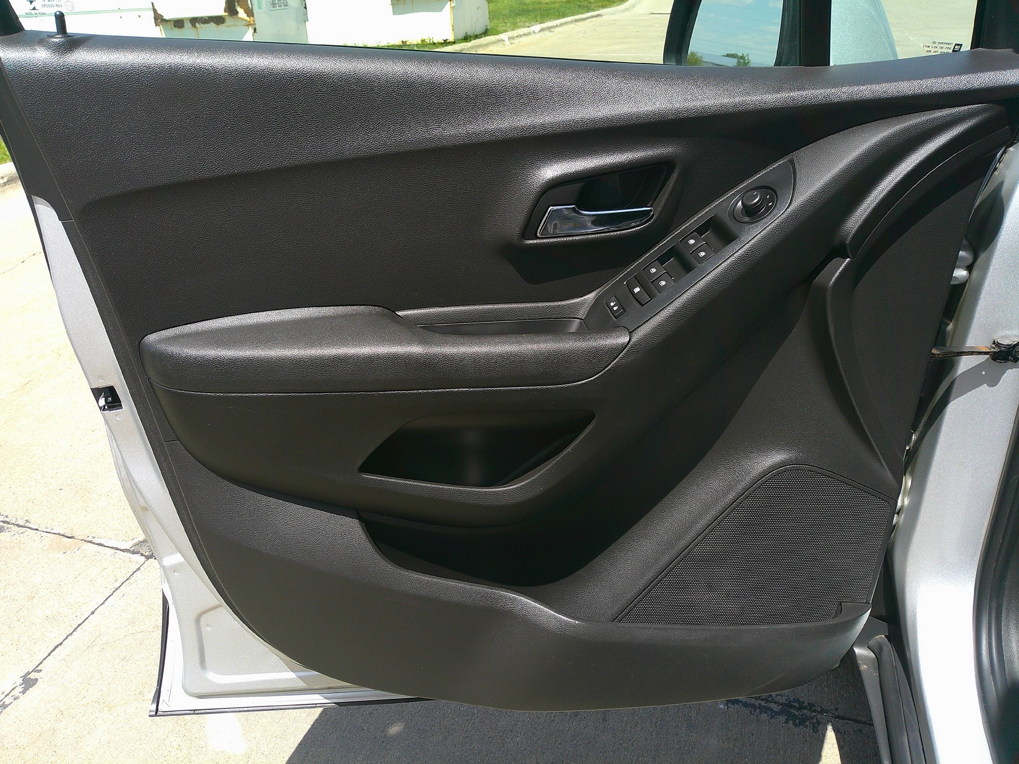 Used 2016 Chevrolet Trax LT with VIN 3GNCJPSB0GL152317 for sale in Sioux City, IA