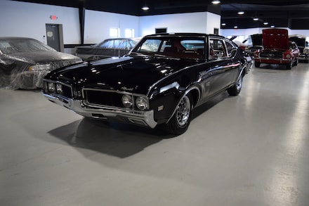 1969 Oldsmobile 4/4/02 Car