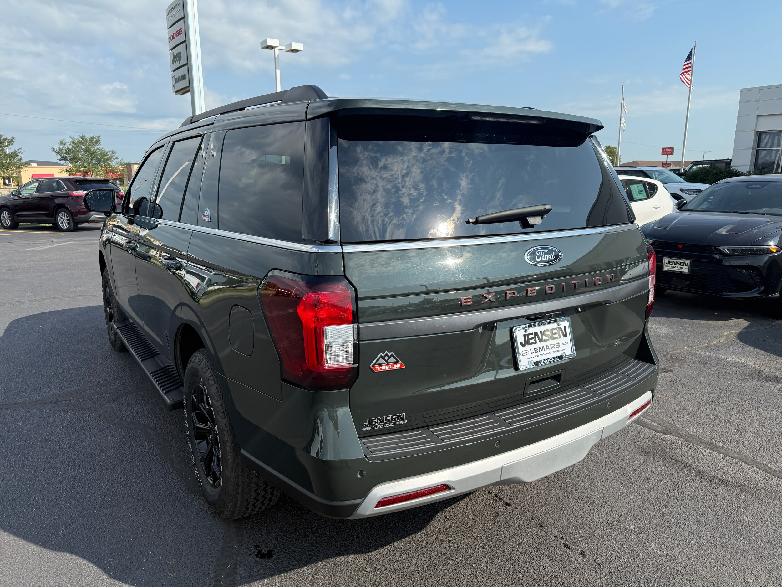 2022 Ford Expedition Timberline photo 3