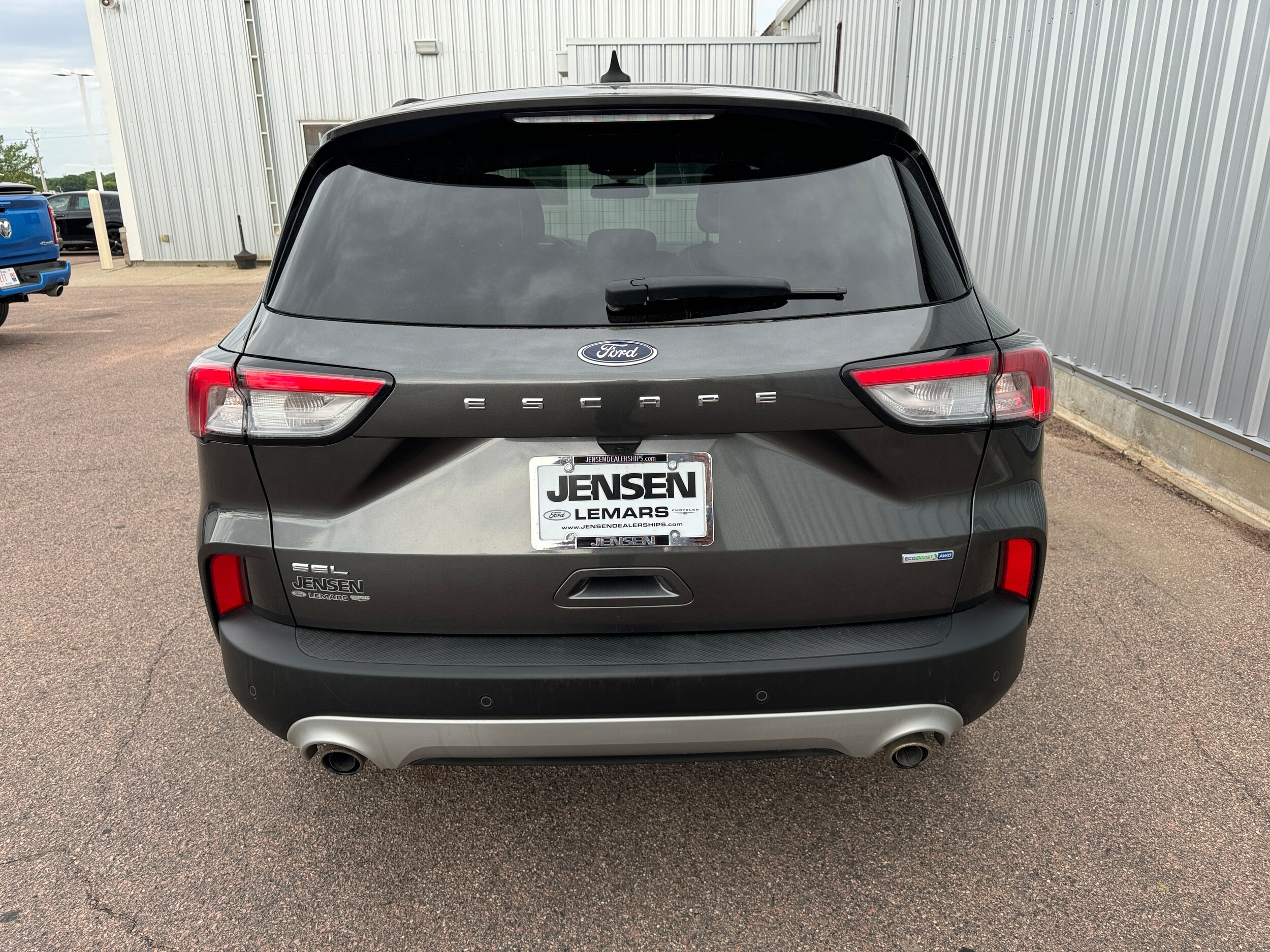2020 Ford Escape SEL photo 3