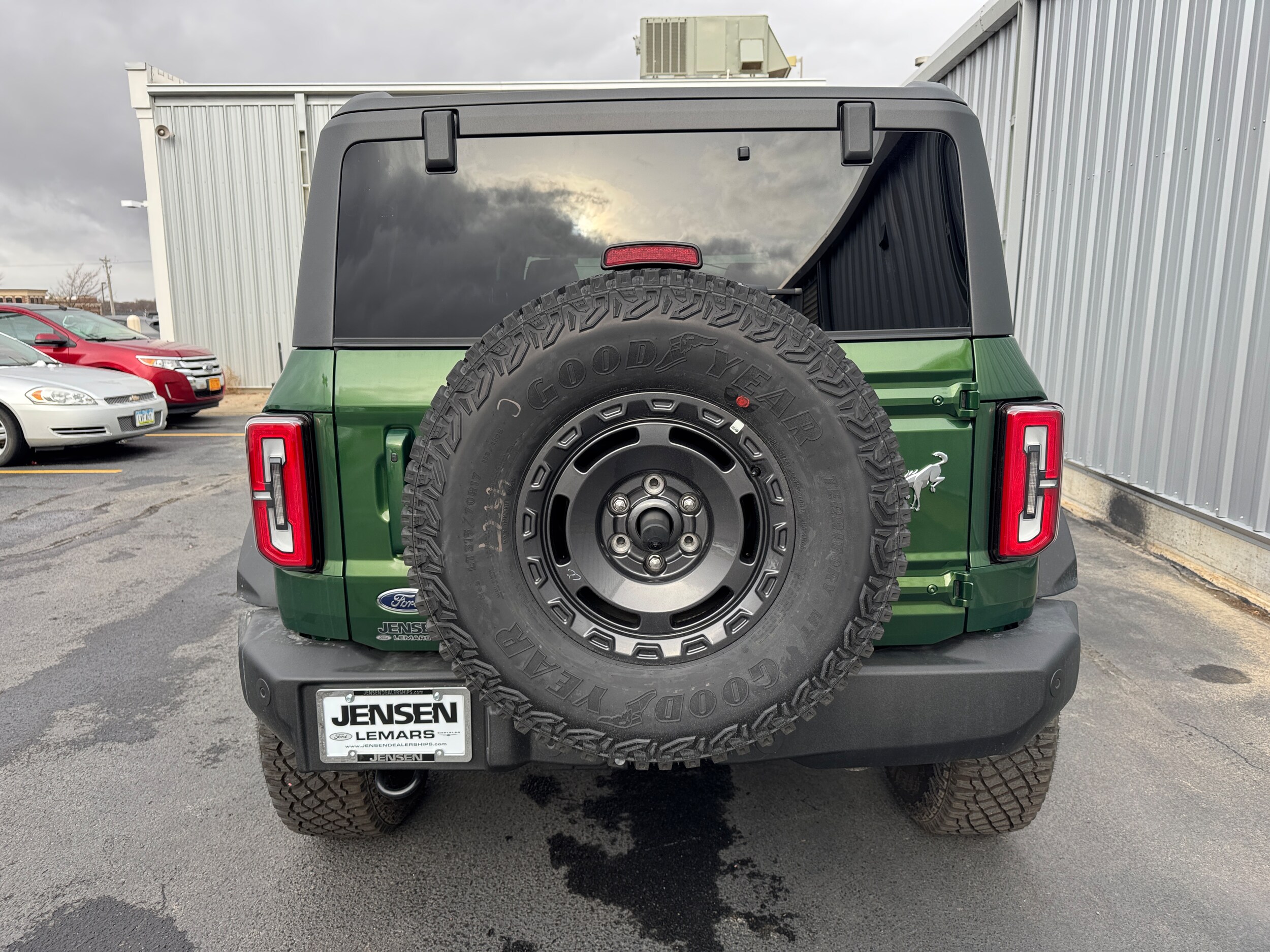 2024 Ford Bronco Outer Banks photo 4