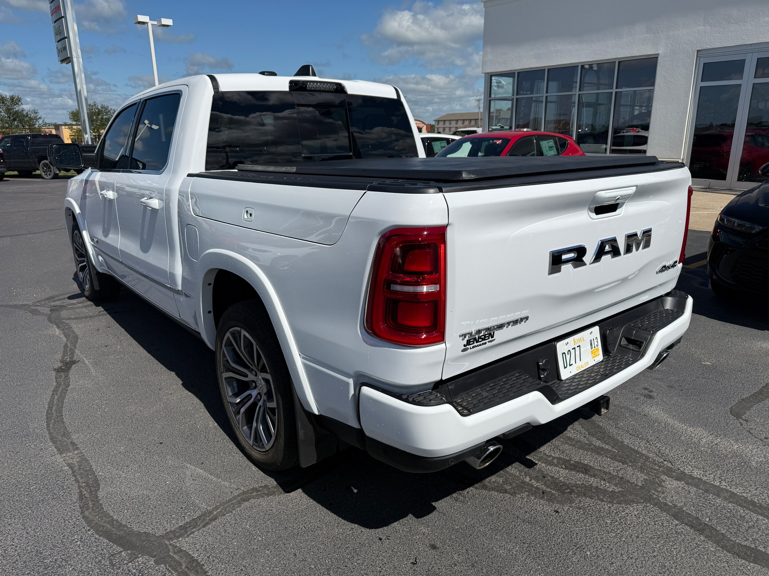 2025 Ram 1500 photo 2
