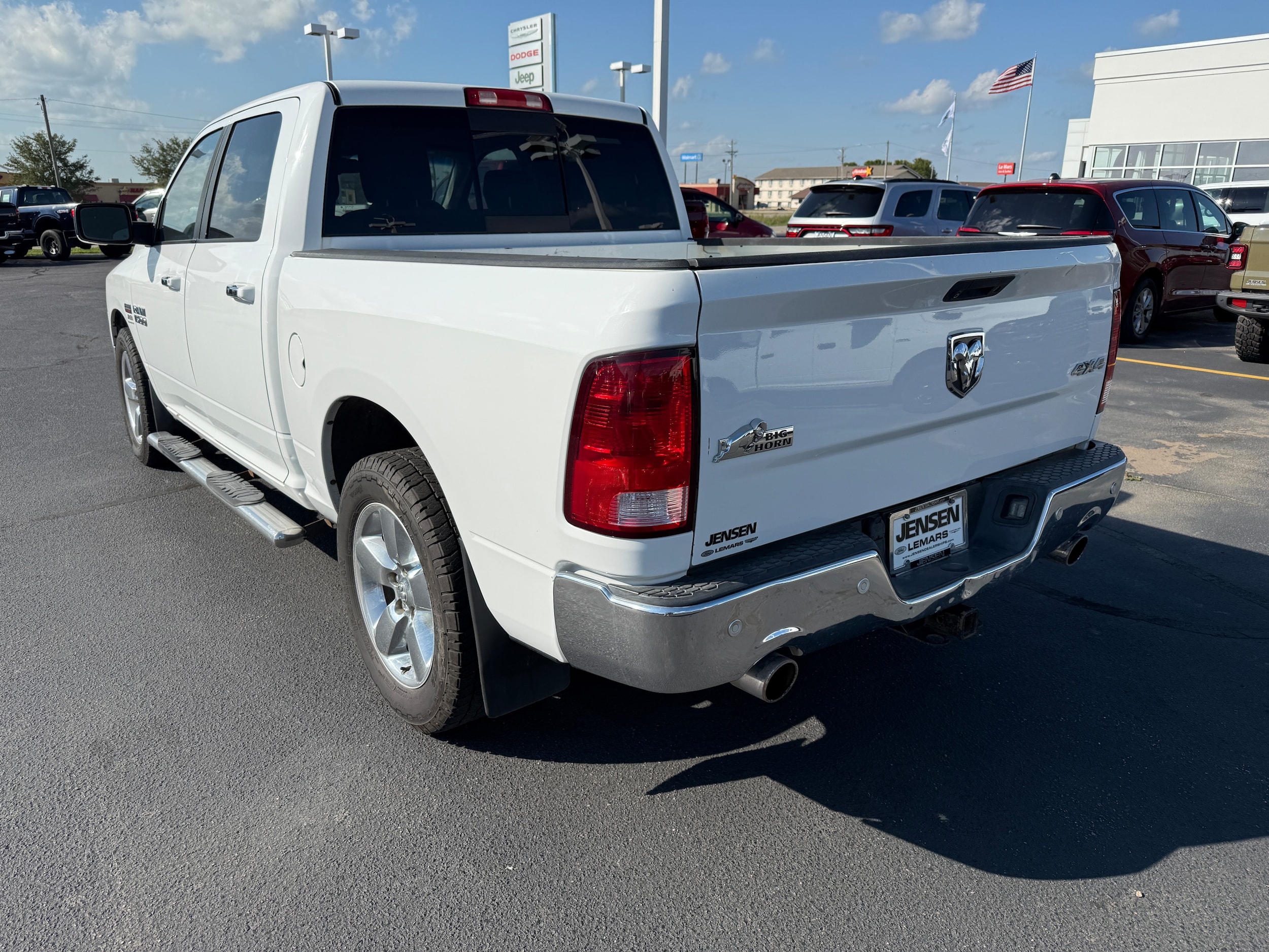 2016 Ram 1500 Big Horn photo 3
