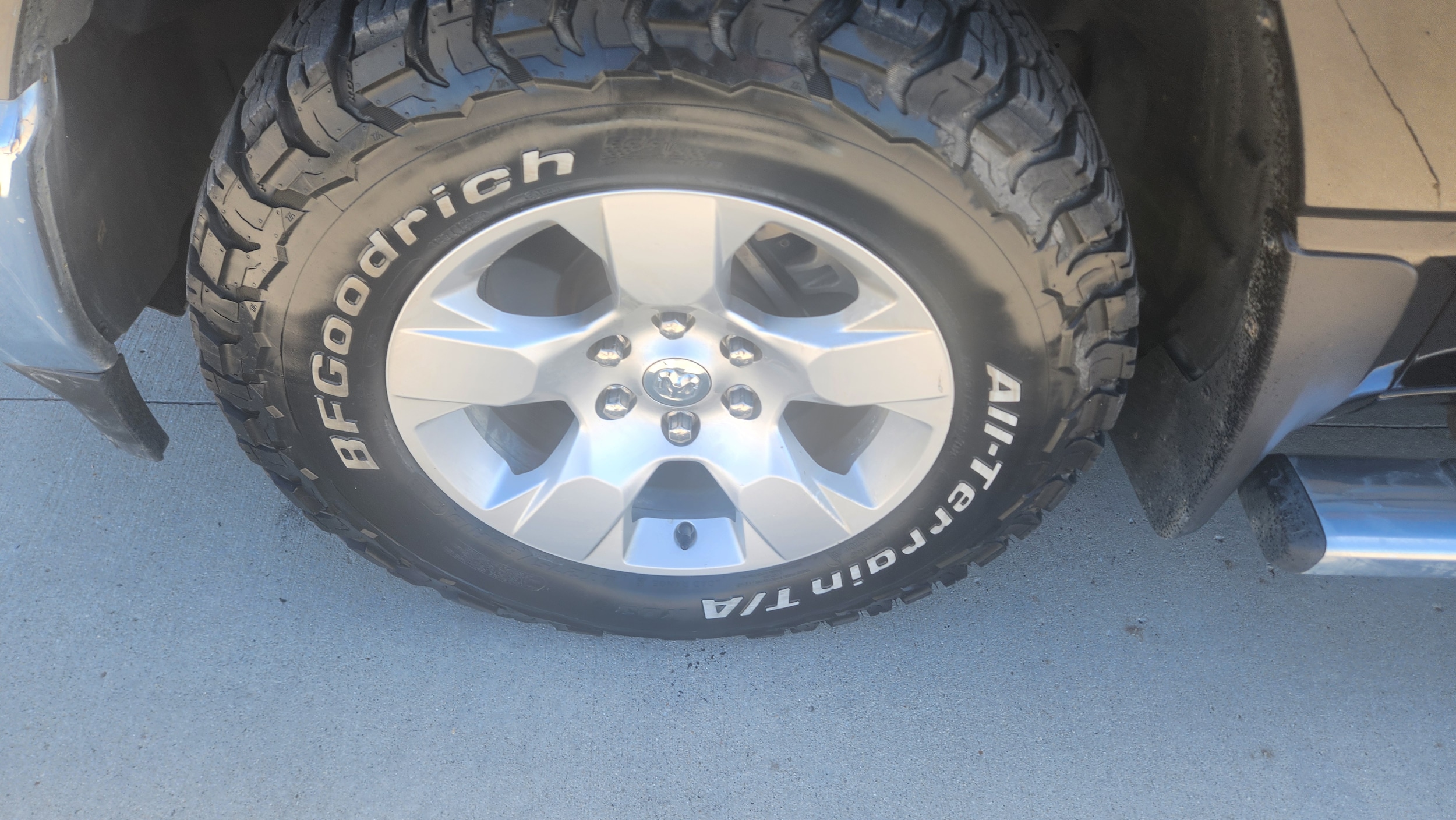 Used 2020 RAM Ram 1500 Pickup Big Horn/Lone Star with VIN 1C6SRFFT7LN112098 for sale in Le Mars, IA