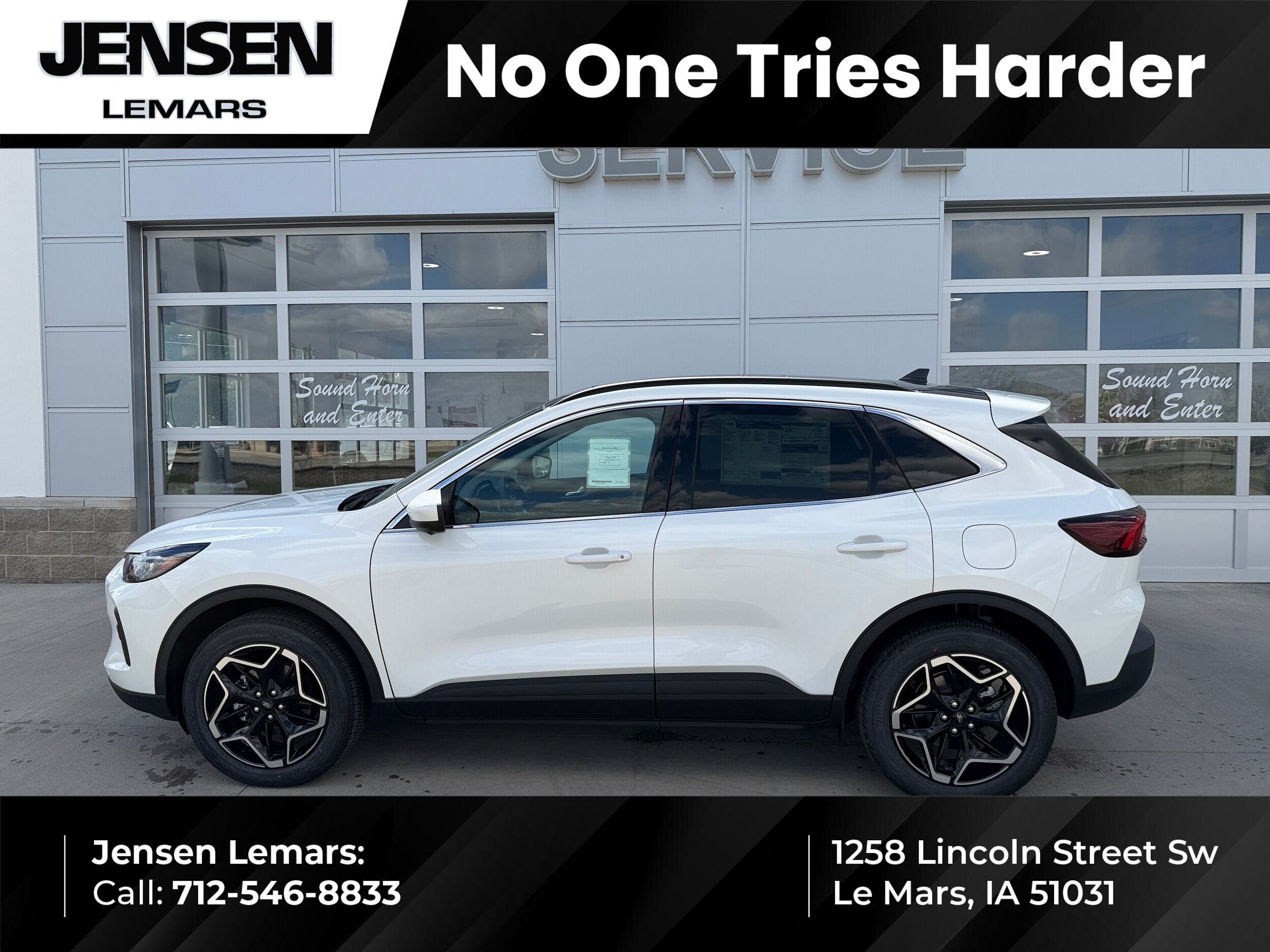 2026 Ford Escape Platinum AWD's photo