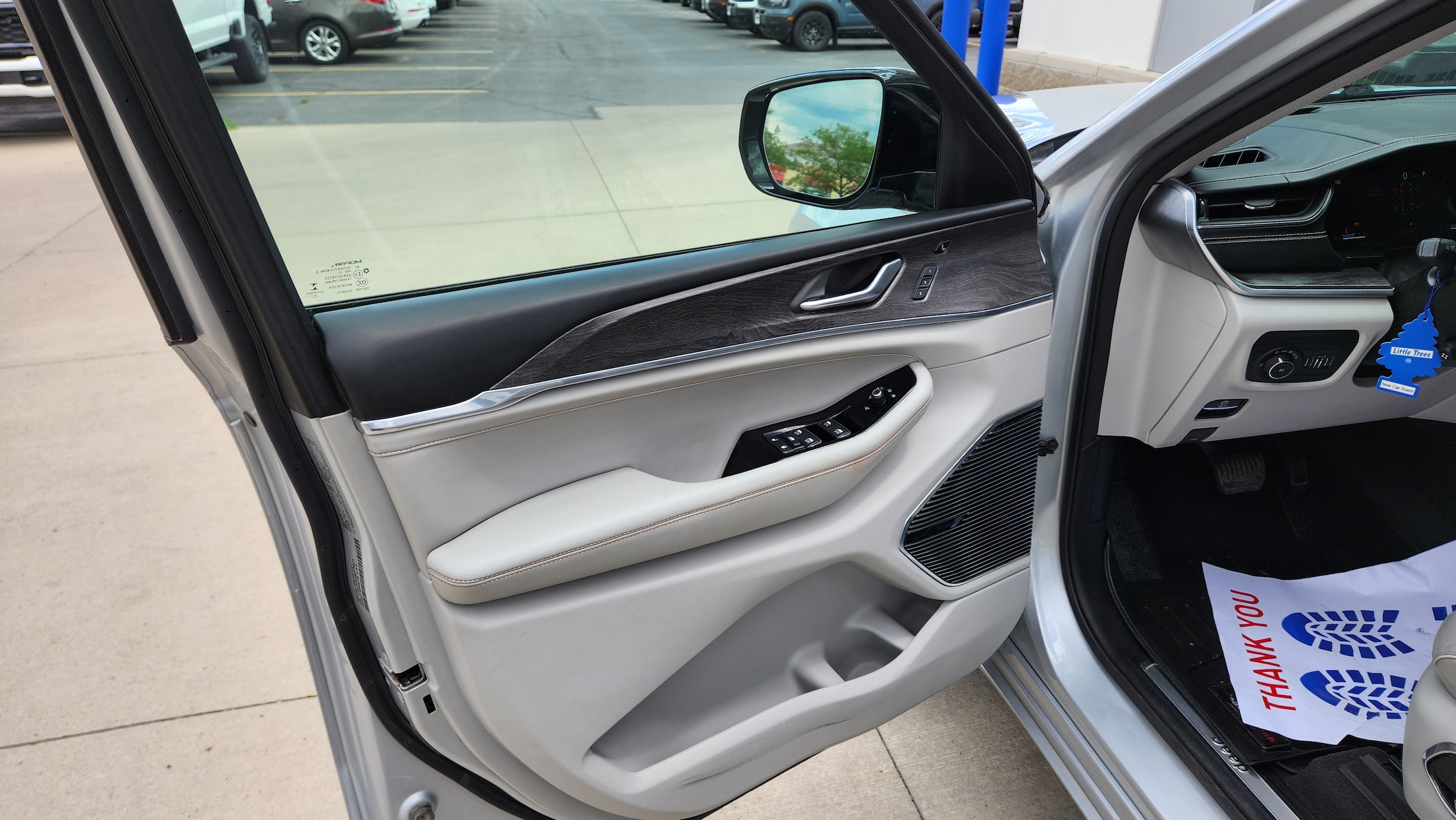 2021 Jeep Grand Cherokee L Overland - Photo 16