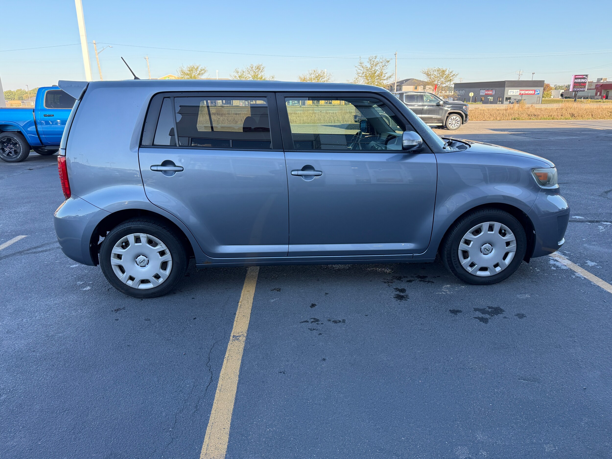2009 Scion xB Base photo 4