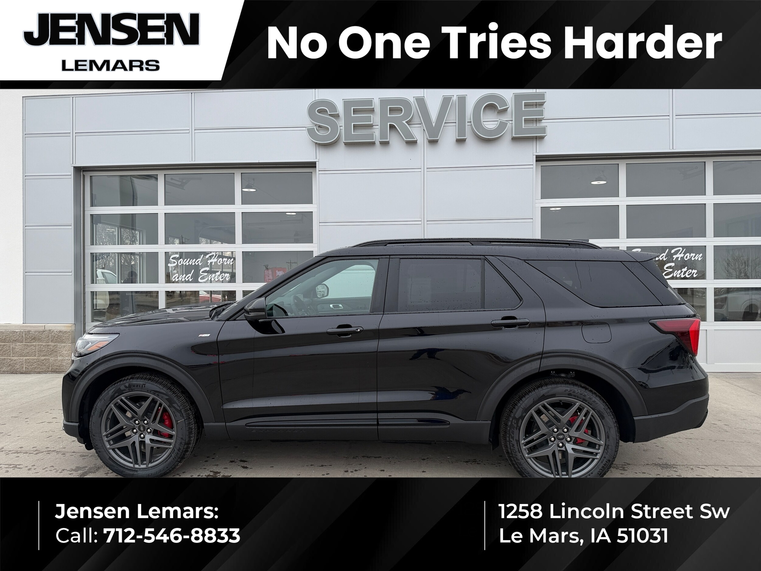 2026 Ford Explorer ST-LINE 4WD's photo