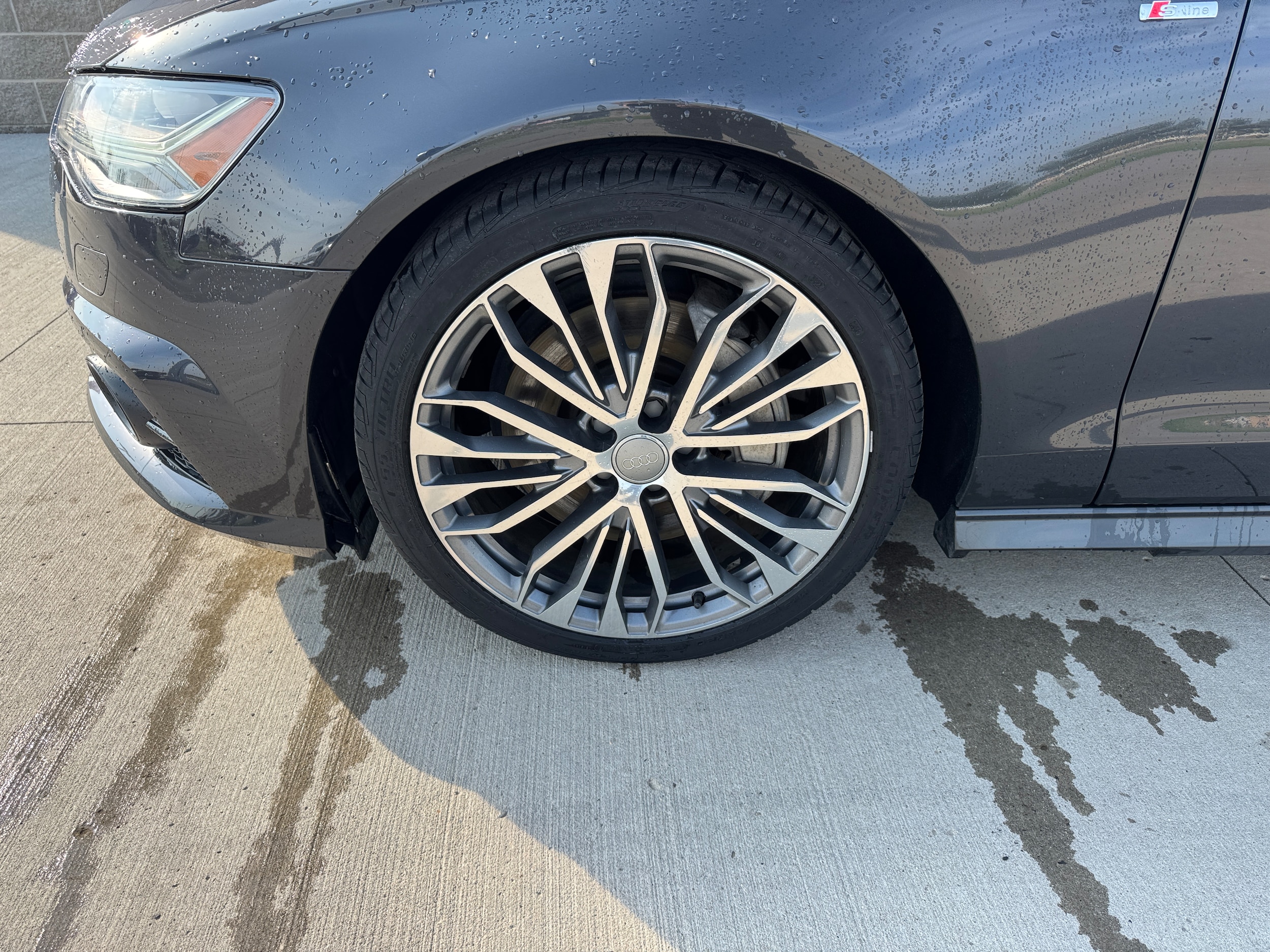 Used 2017 Audi A6 Premium Plus with VIN WAUG8AFC1HN006285 for sale in Le Mars, IA