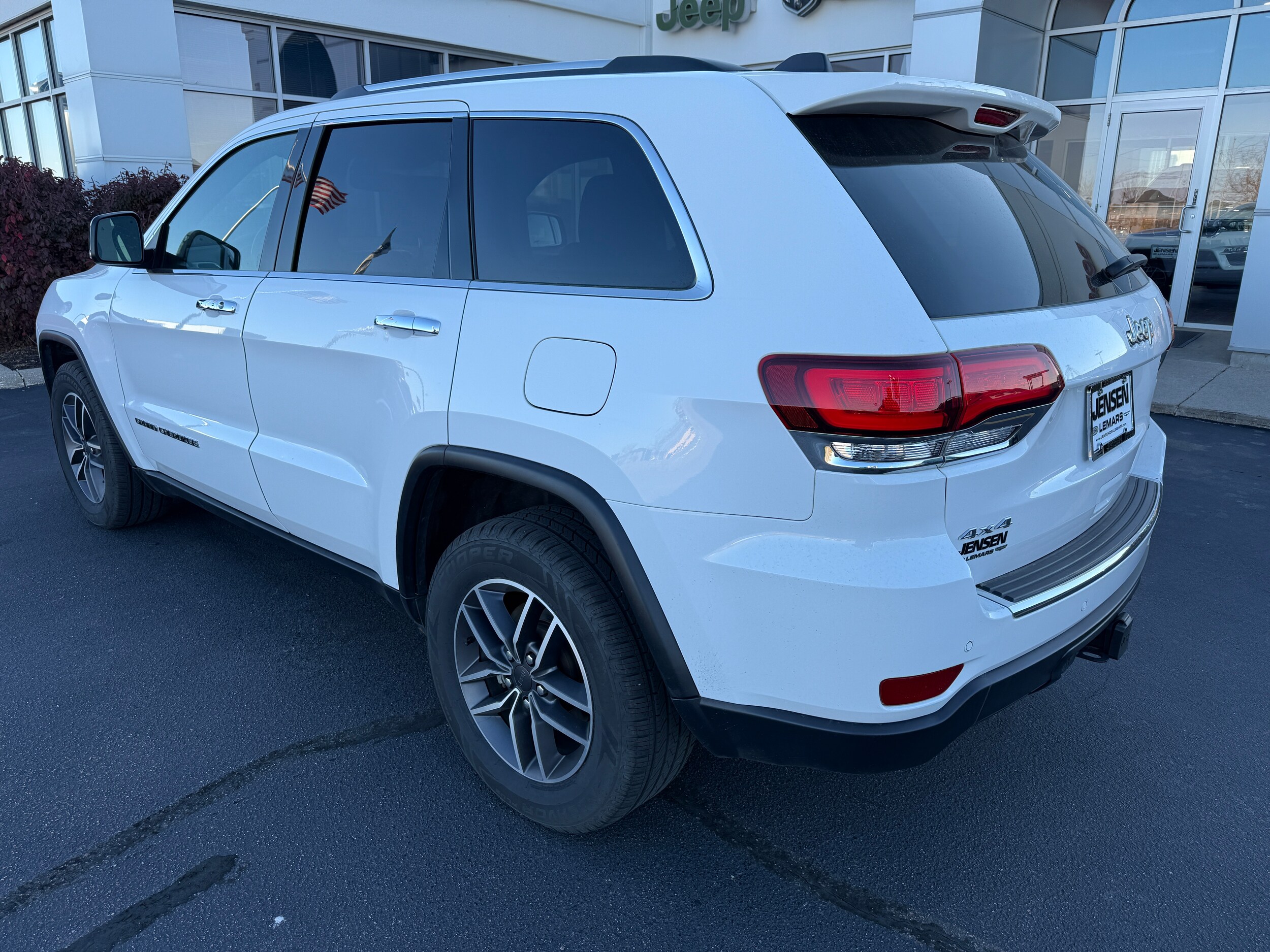 2021 Jeep Grand Cherokee Limited photo 3