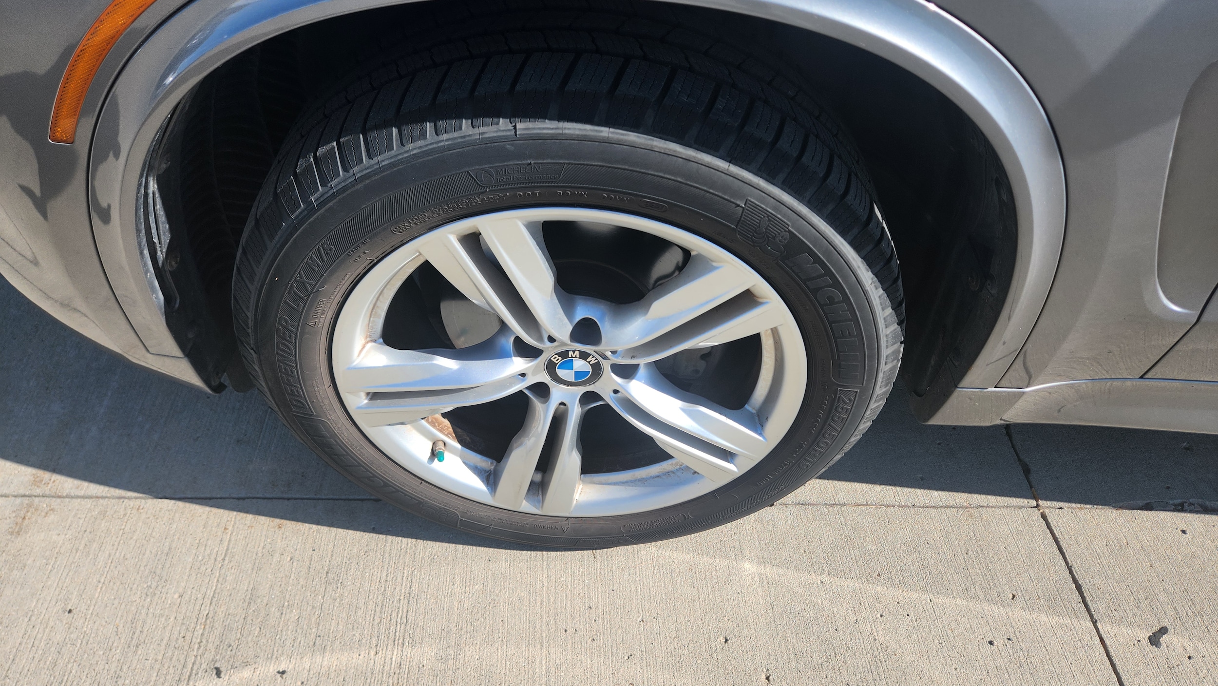 Used 2015 BMW X5 xDrive35i with VIN 5UXKR0C56F0P10128 for sale in Le Mars, IA