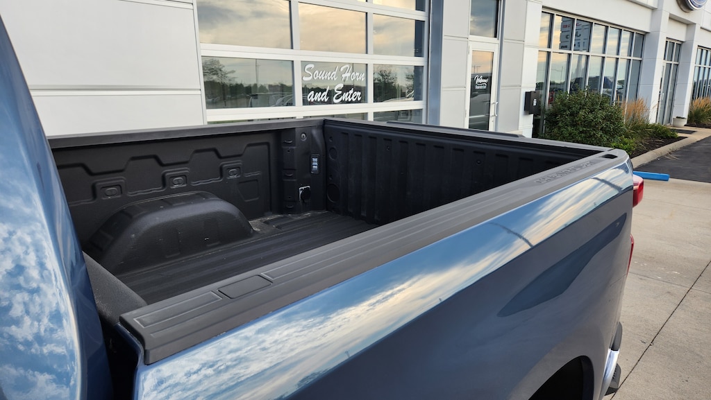 Used 2024 Chevrolet Silverado 1500 LT w/1LT Truck Crew Cab