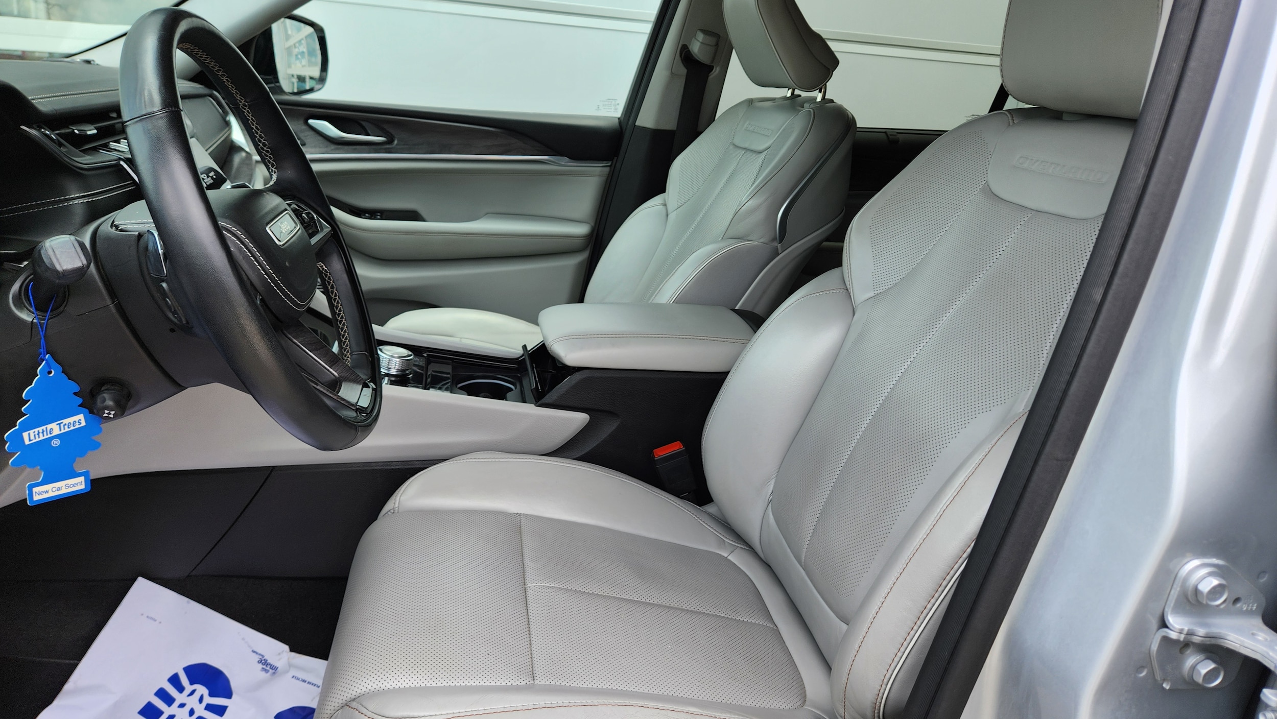 2021 Jeep Grand Cherokee L Overland - Photo 10