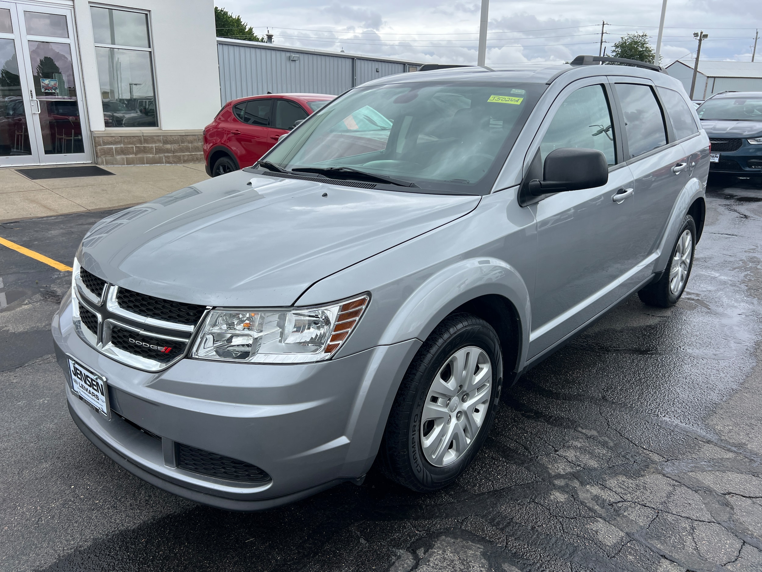 Used 2020 Dodge Journey SE with VIN 3C4PDCAB8LT270346 for sale in Le Mars, IA