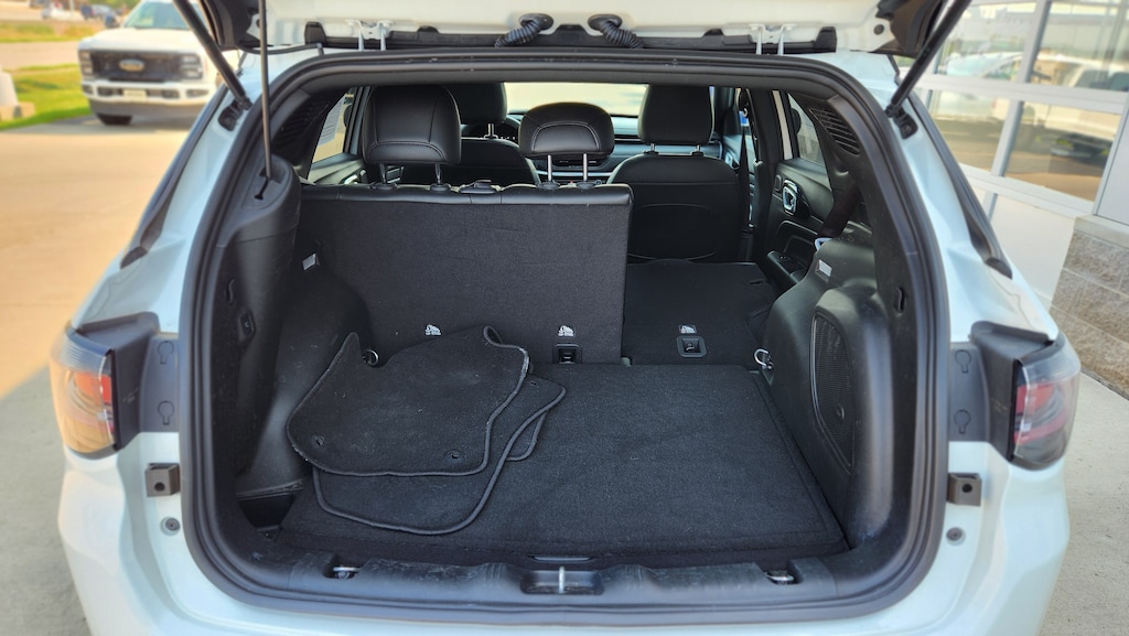 Used 2023 Jeep Compass Limited SUV