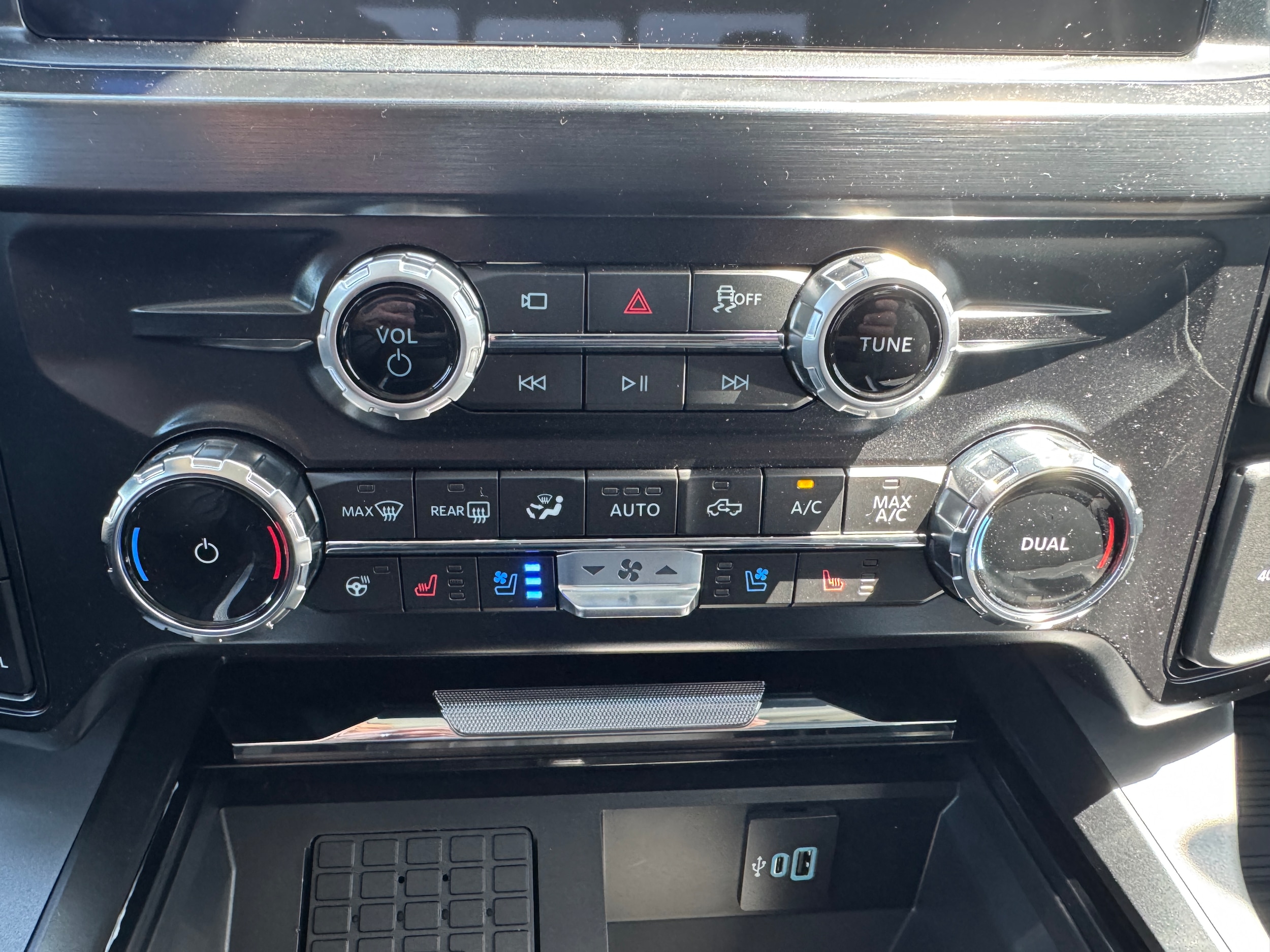2025 Ford F-250 Super Duty Lariat - Photo 30