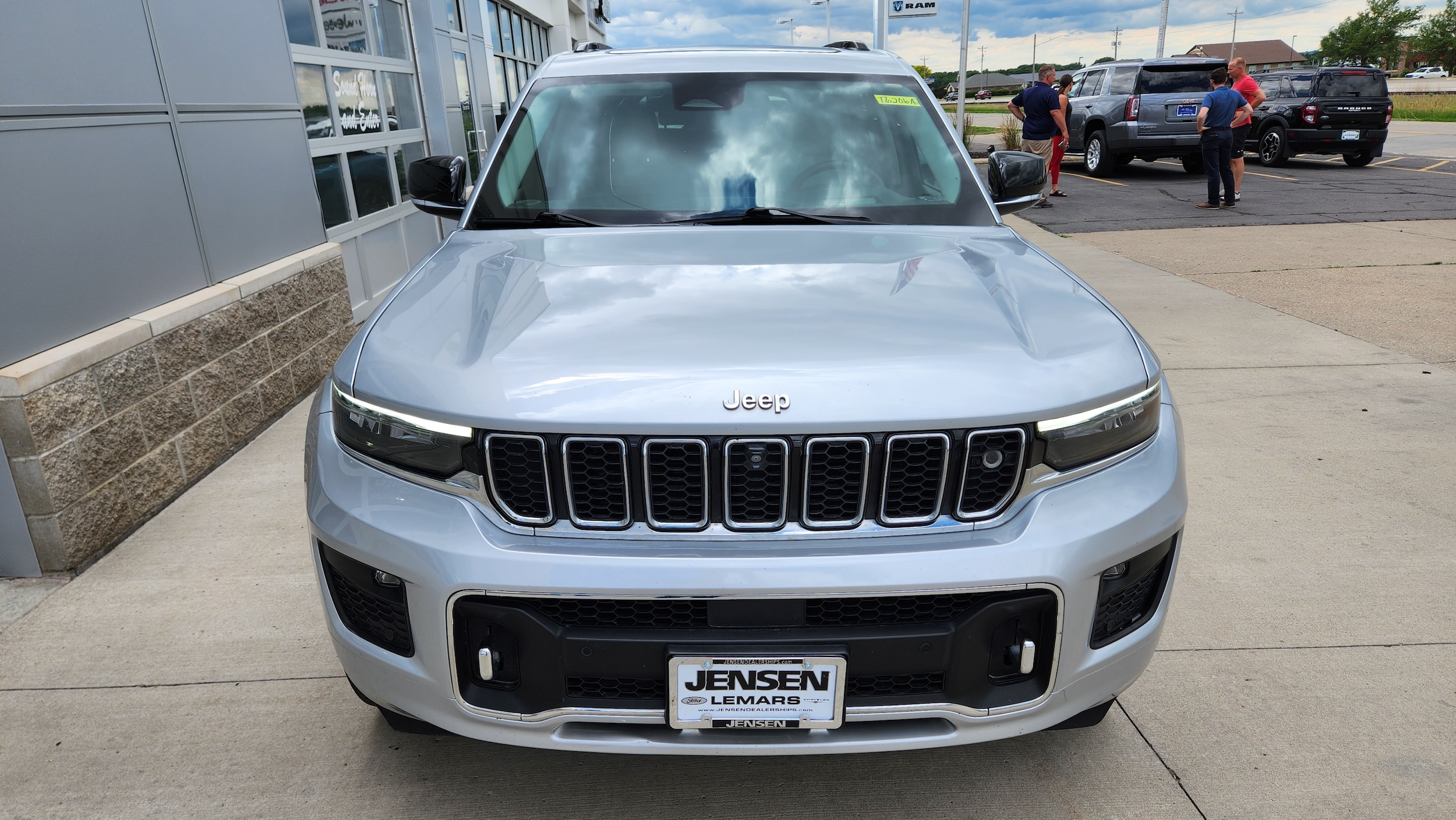 2021 Jeep Grand Cherokee L Overland - Photo 9