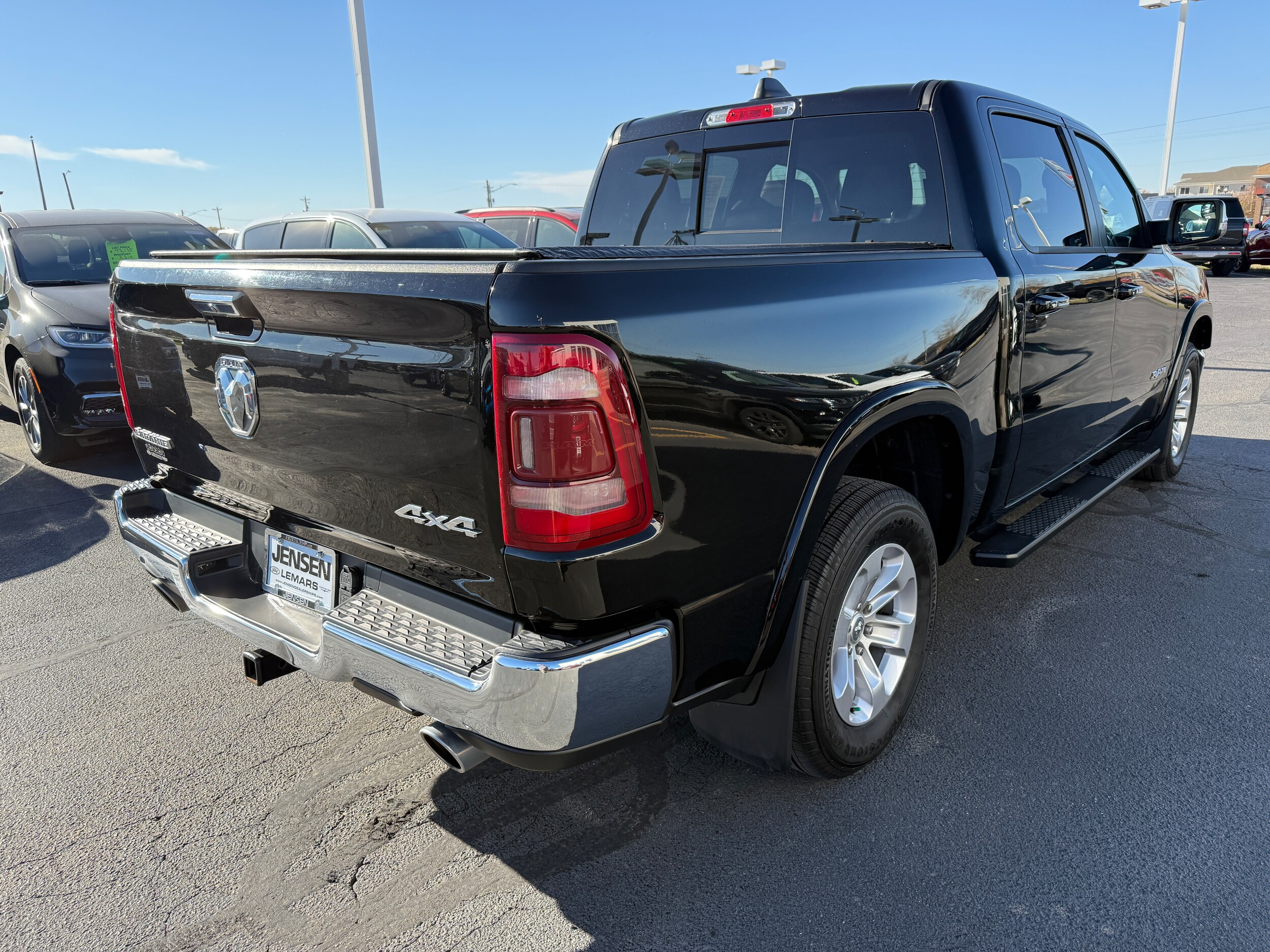 2021 Ram 1500 Laramie photo 3