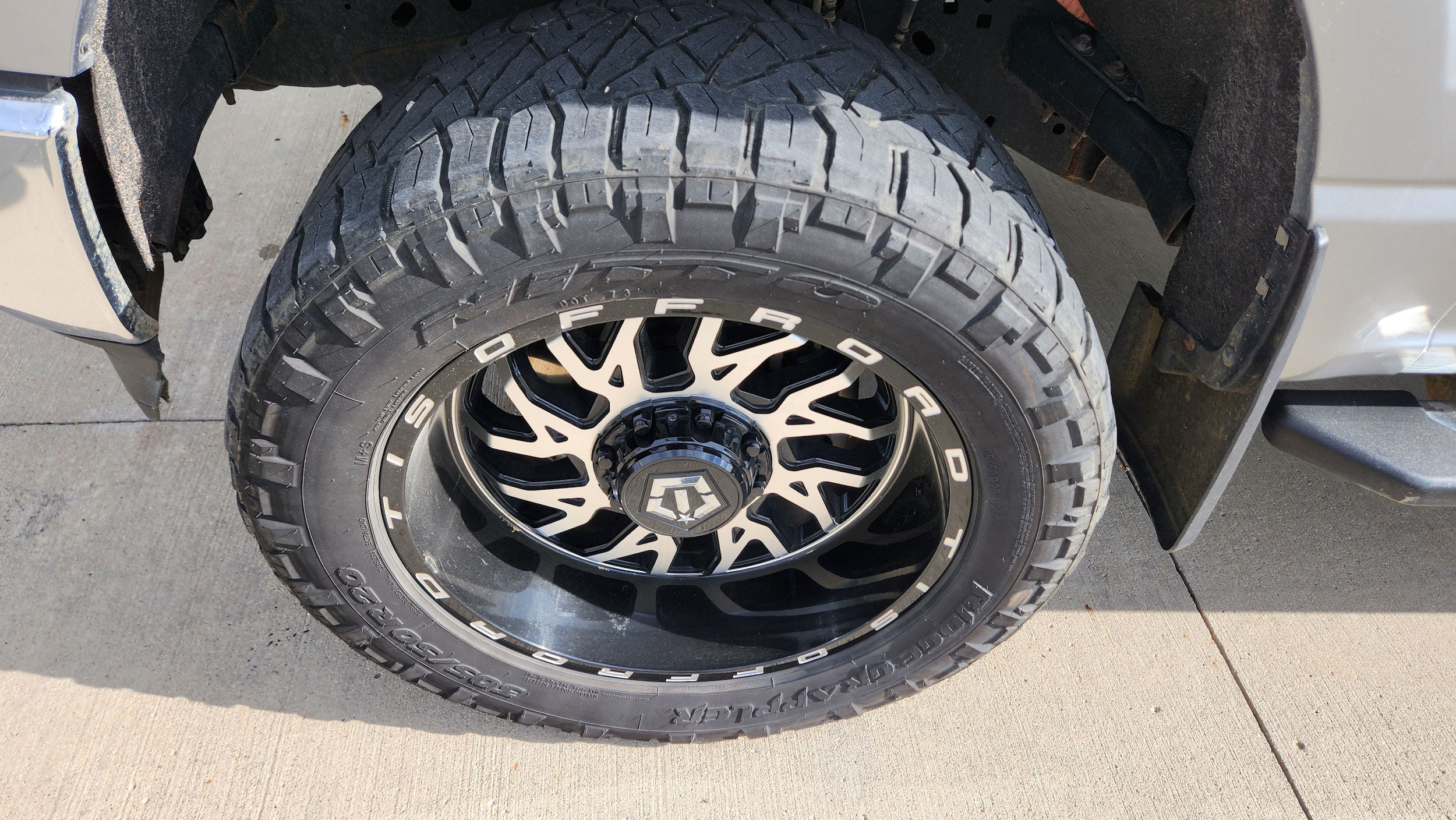 1FTFW1E86MKD82560