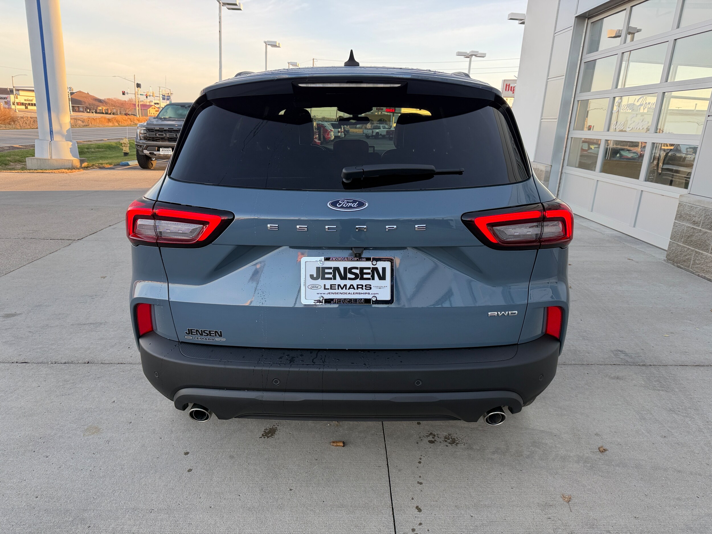 2026 Ford Escape ST-Line photo 3