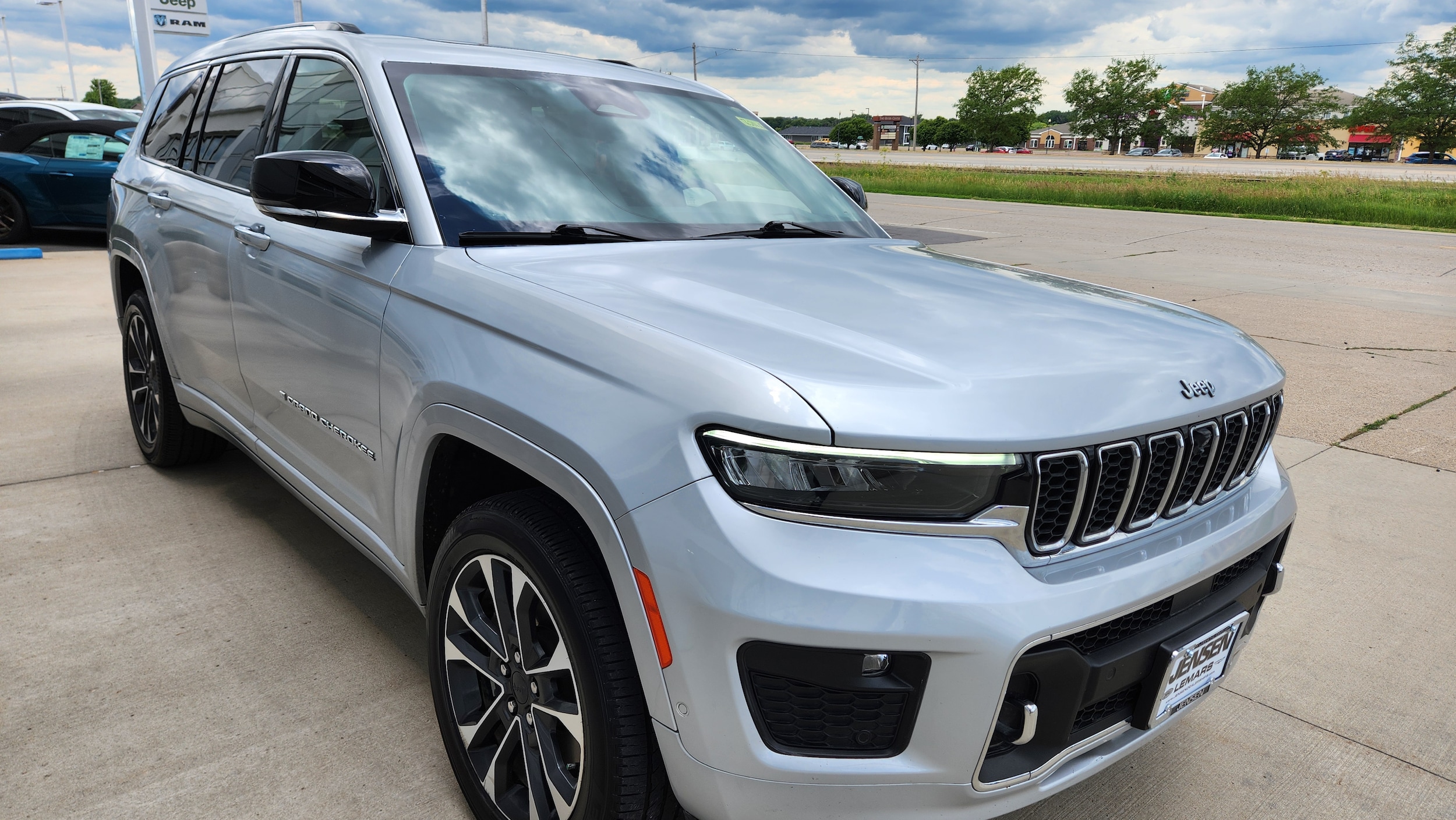 2021 Jeep Grand Cherokee L Overland - Photo 8