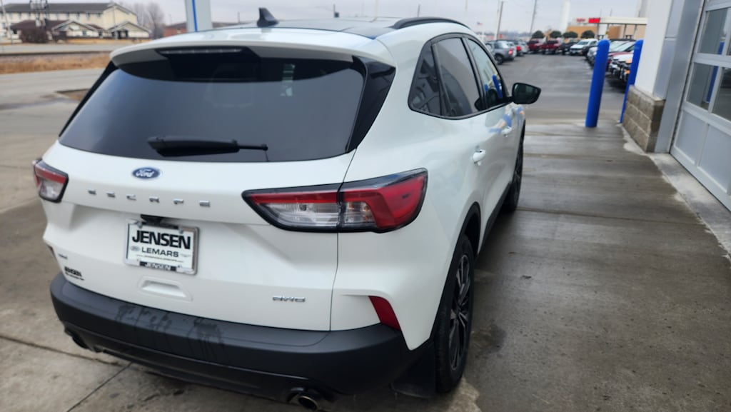 Used 2022 Ford Escape SE SUV