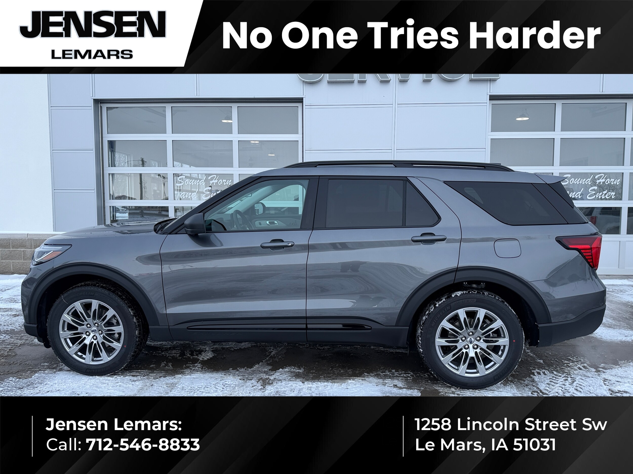 2026 Ford Explorer Active's photo