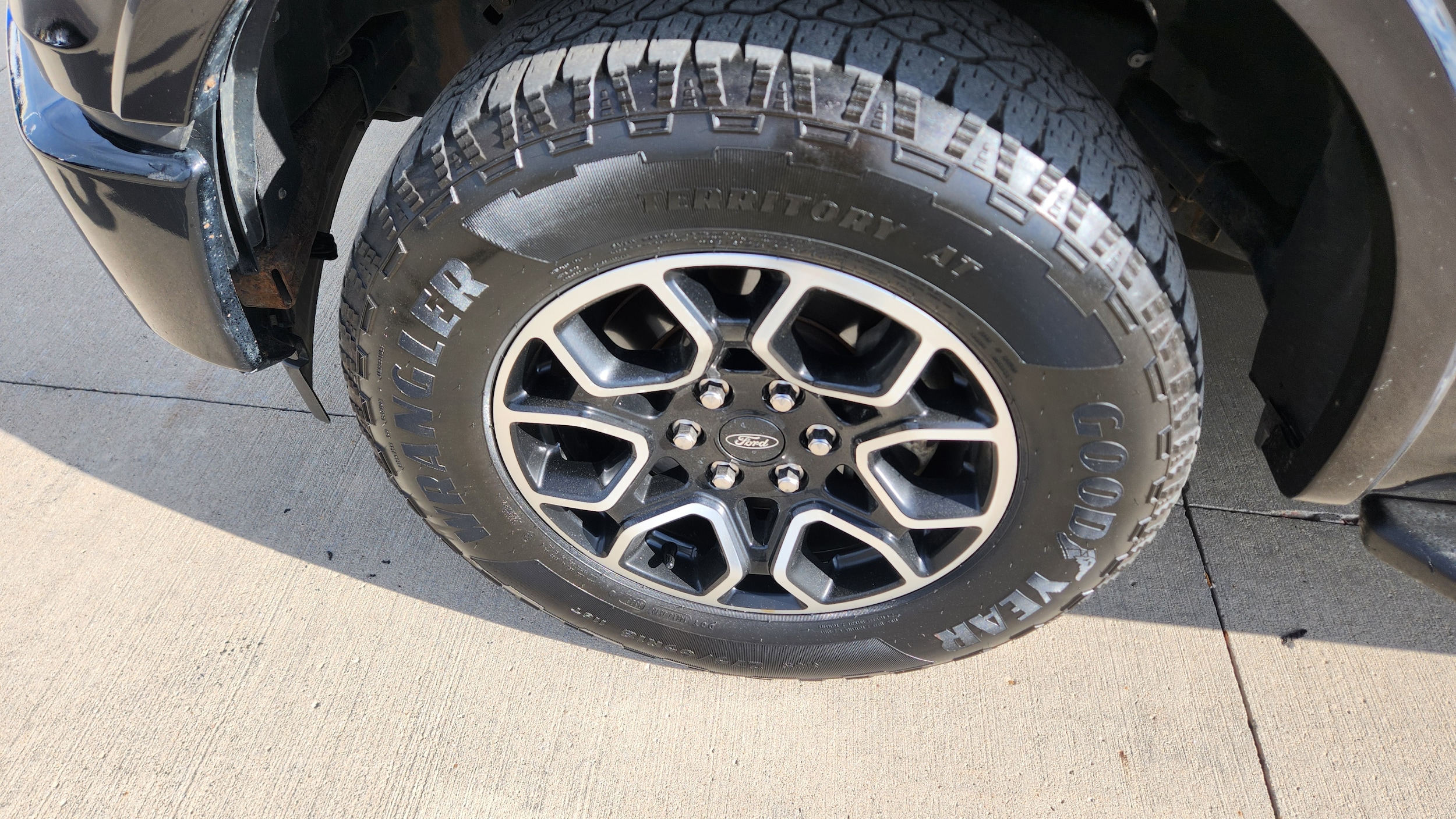 Used 2017 Ford F-150 XLT with VIN 1FTEW1EP9HFC51124 for sale in Le Mars, IA