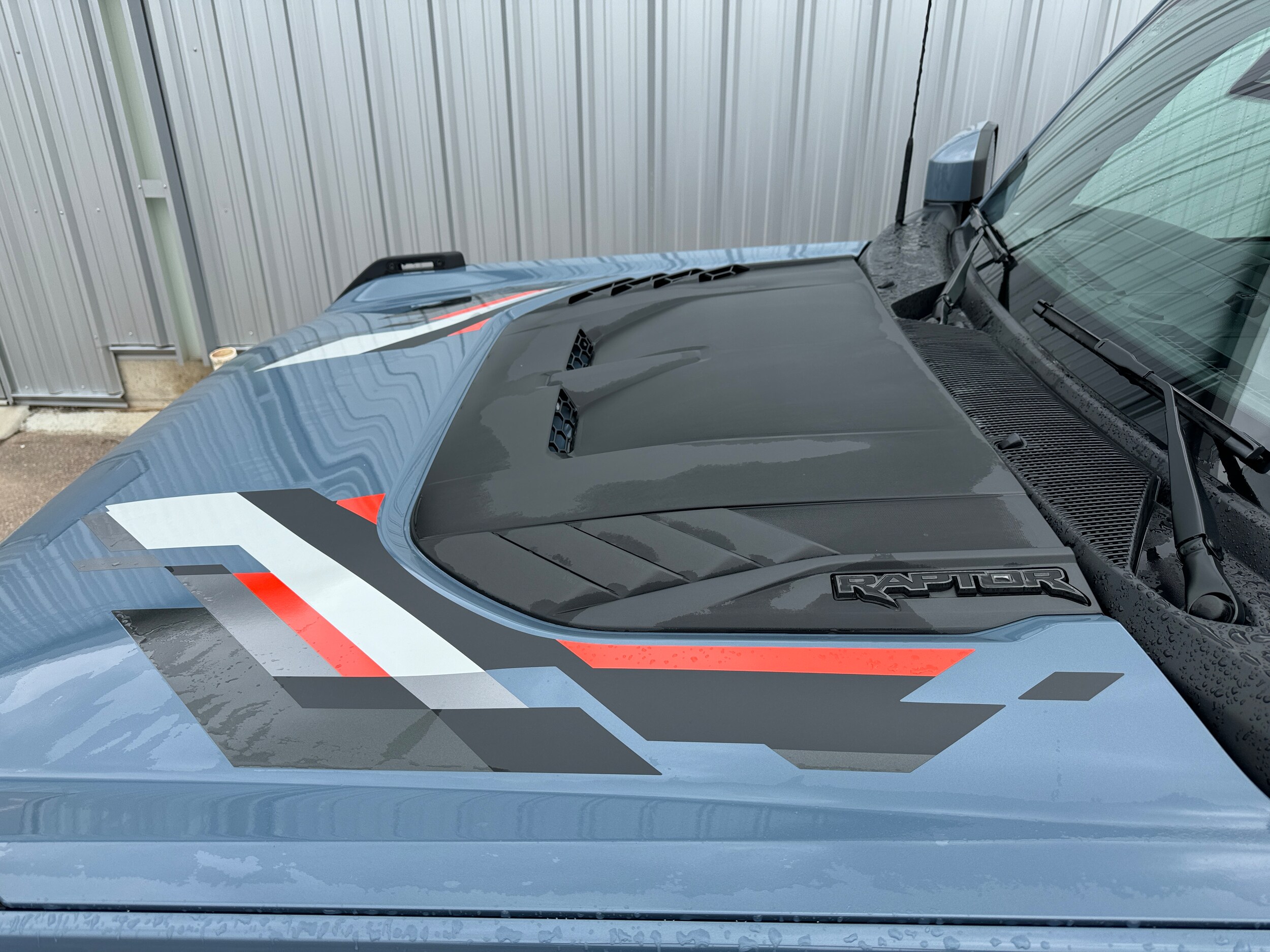 2024 Ford Bronco Raptor photo 3