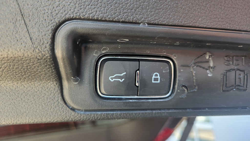 Used 2023 Ford Explorer Limited SUV
