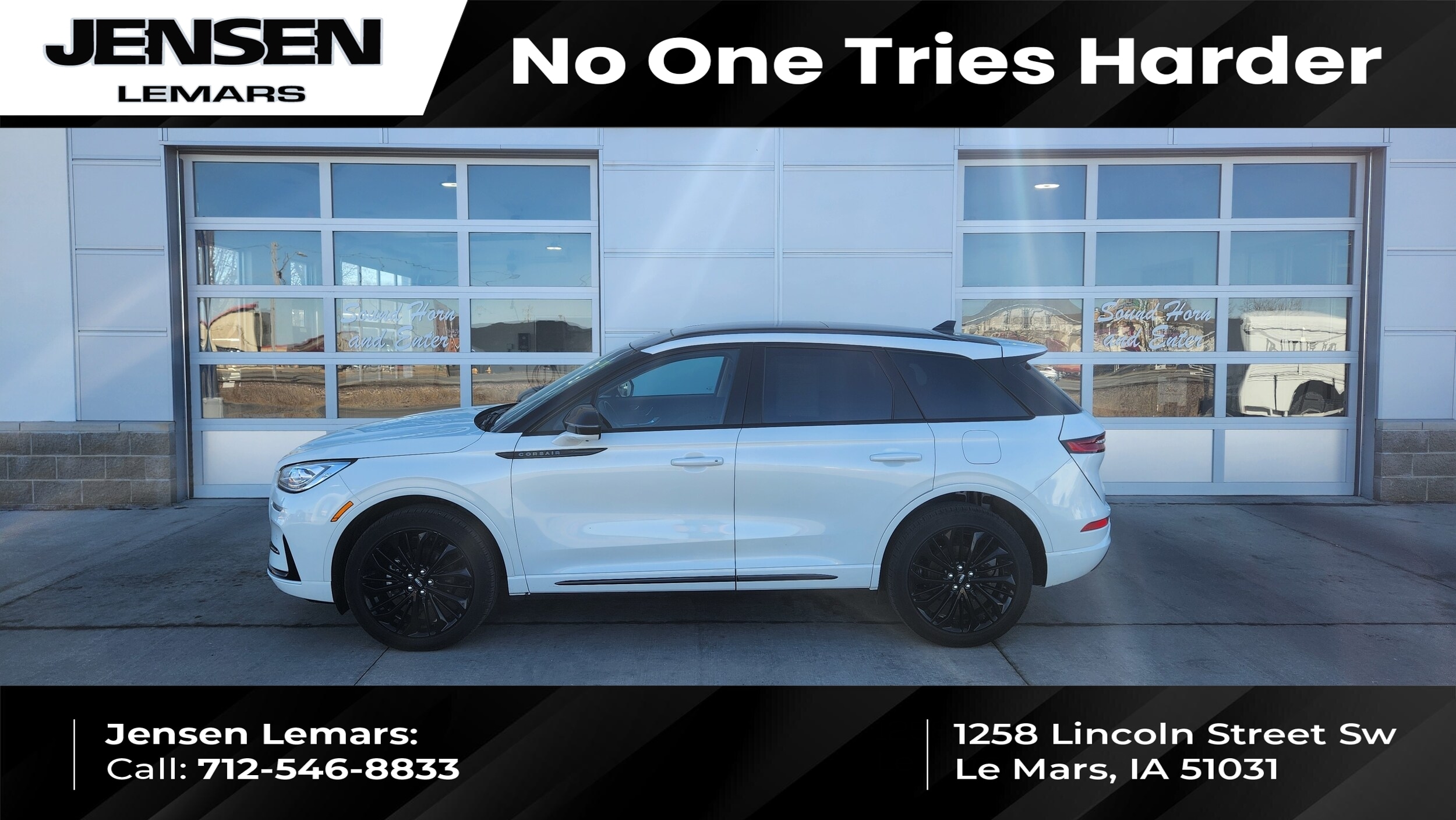 2025 Lincoln Corsair Reserve AWD's photo
