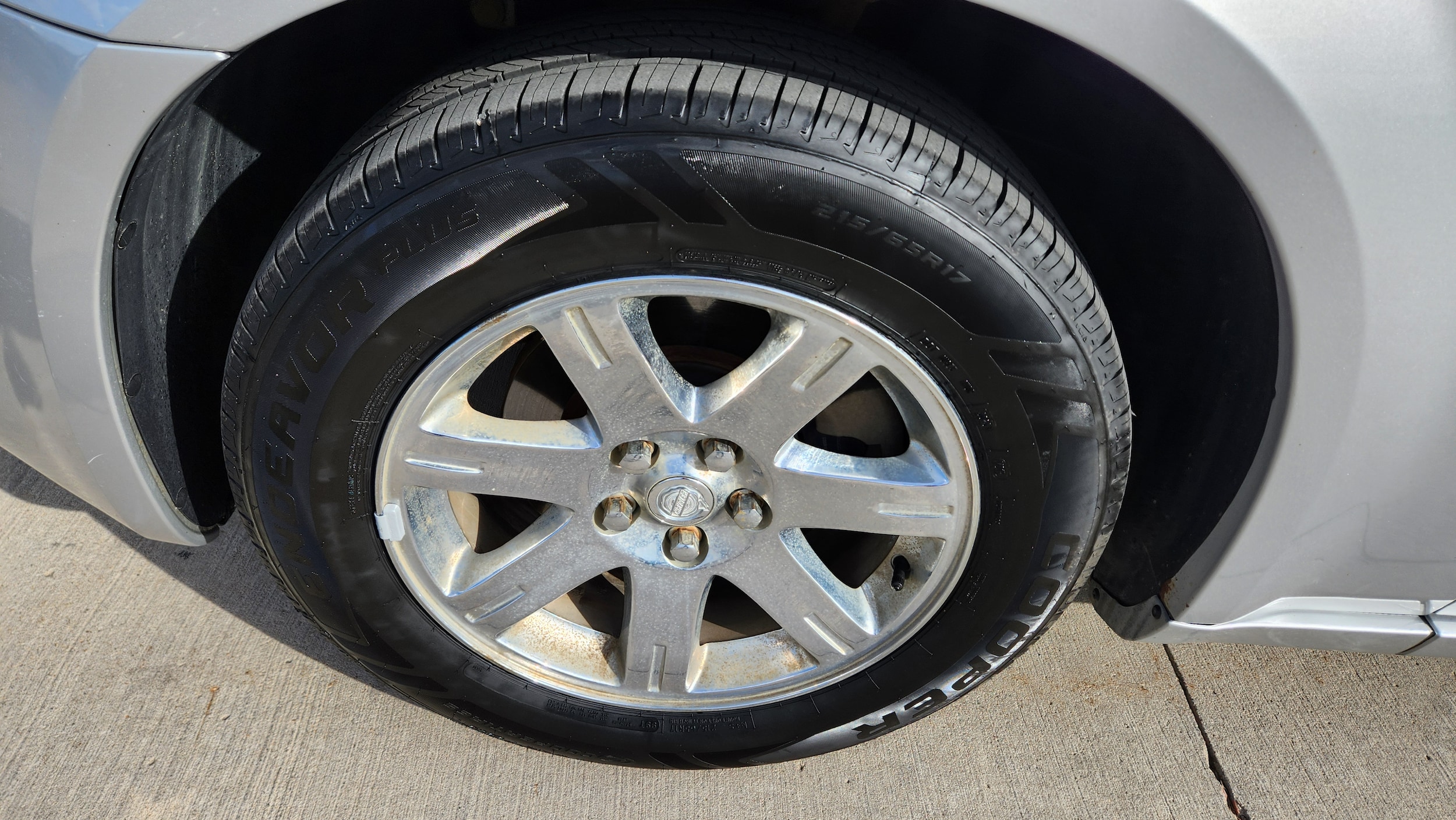 Used 2006 Chrysler 300 Base with VIN 2C3KA43R66H308998 for sale in Le Mars, IA