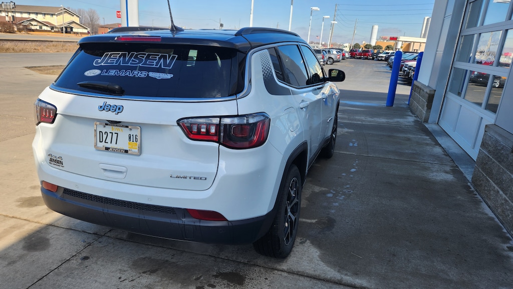 Used 2024 Jeep Compass Limited SUV