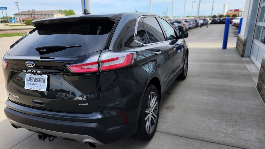 Used 2022 Ford Edge Titanium SUV