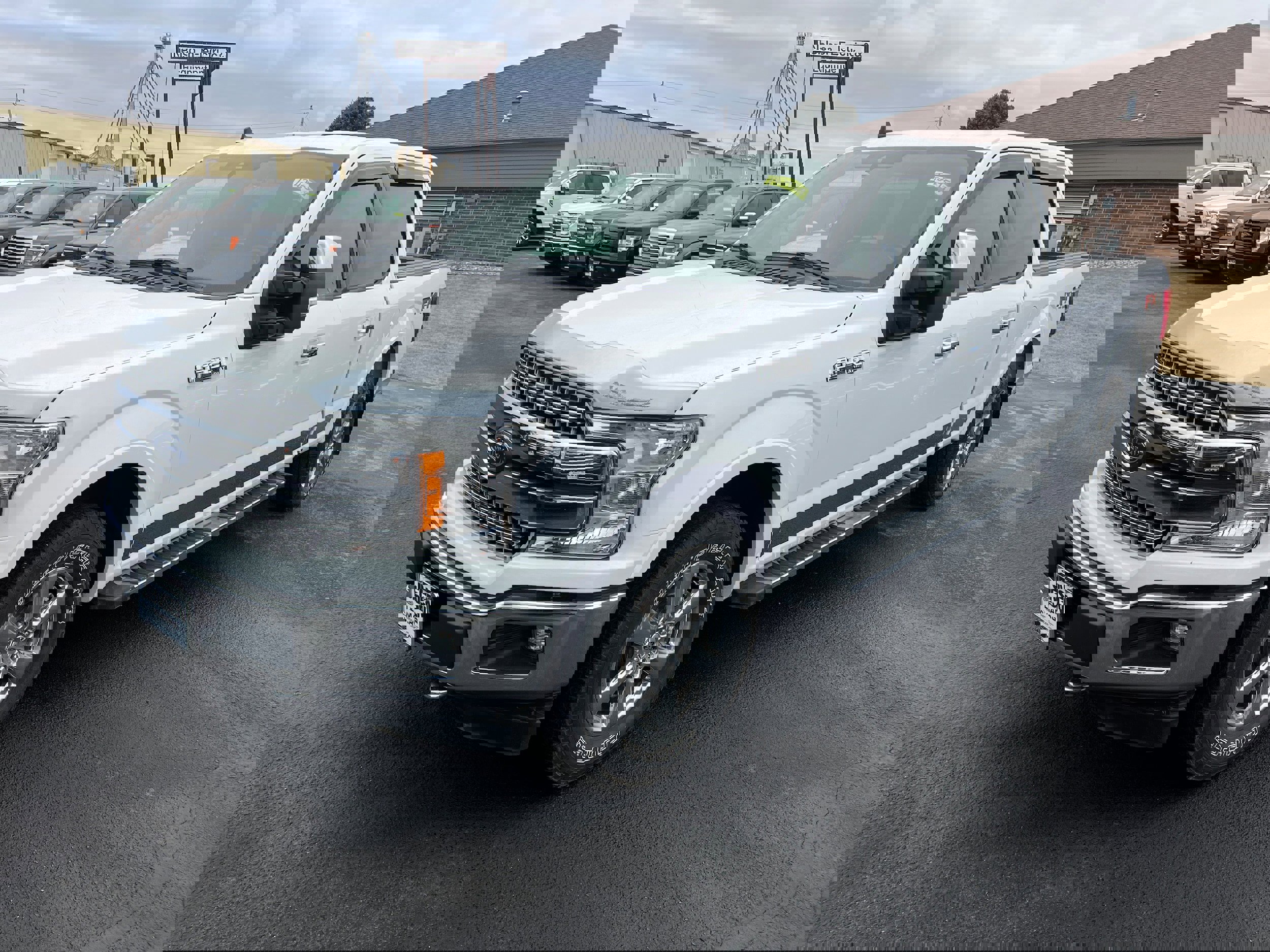 Used 2019 Ford F-150 Lariat with VIN 1FTFW1E40KKE17720 for sale in Le Mars, IA