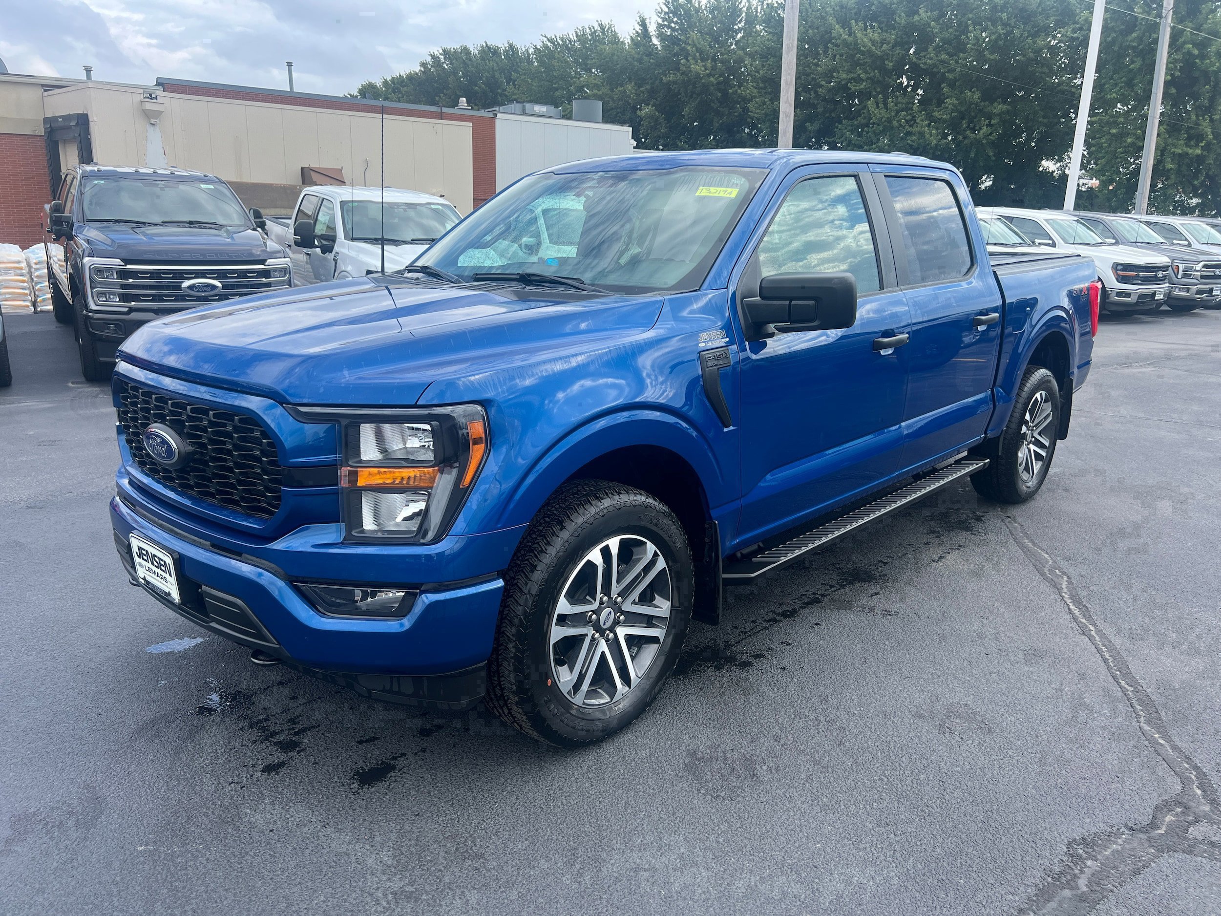 Used 2023 Ford F-150 XL with VIN 1FTEW1EP2PKE24438 for sale in Le Mars, IA