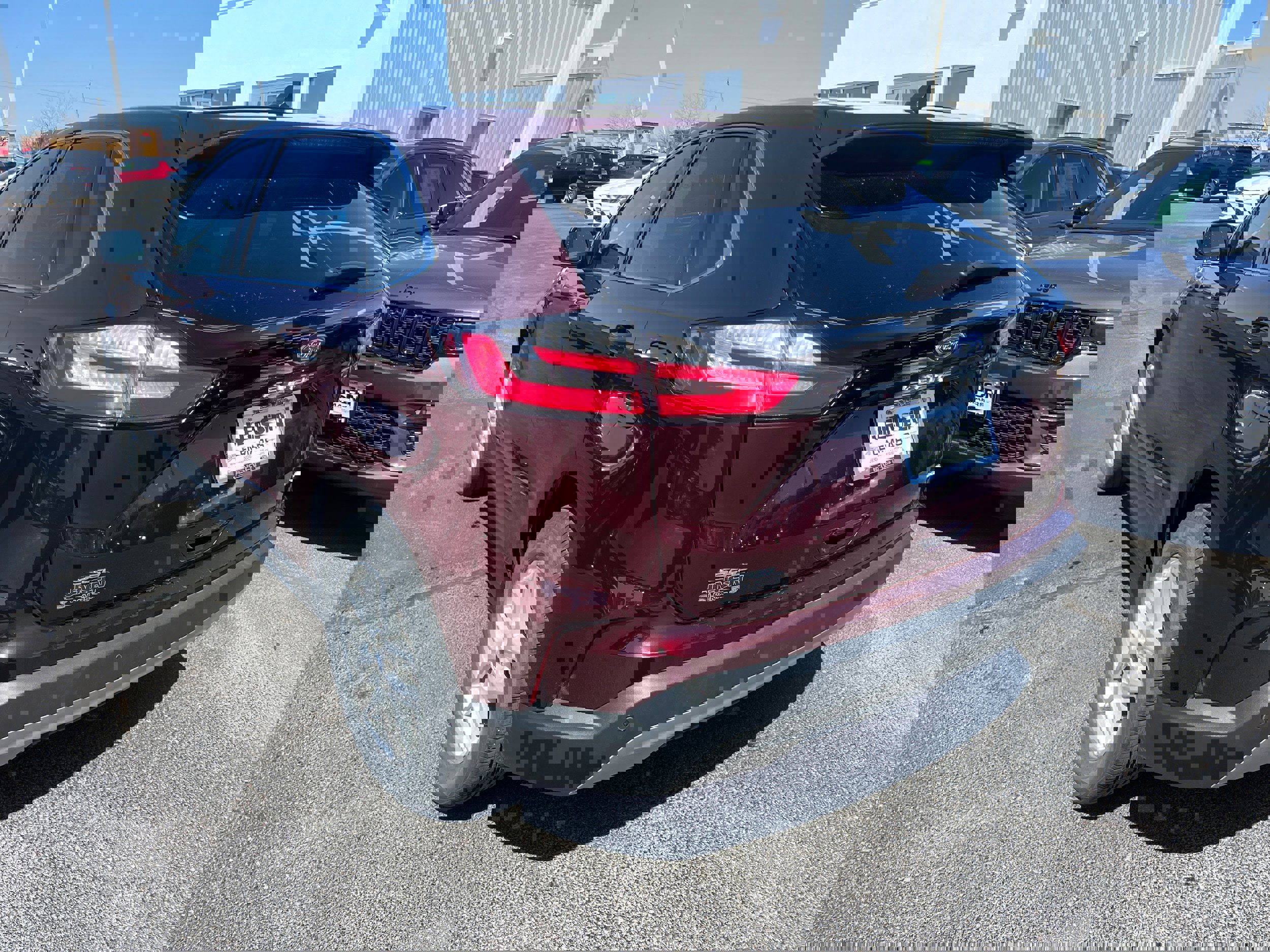 2021 Ford Edge photo 3