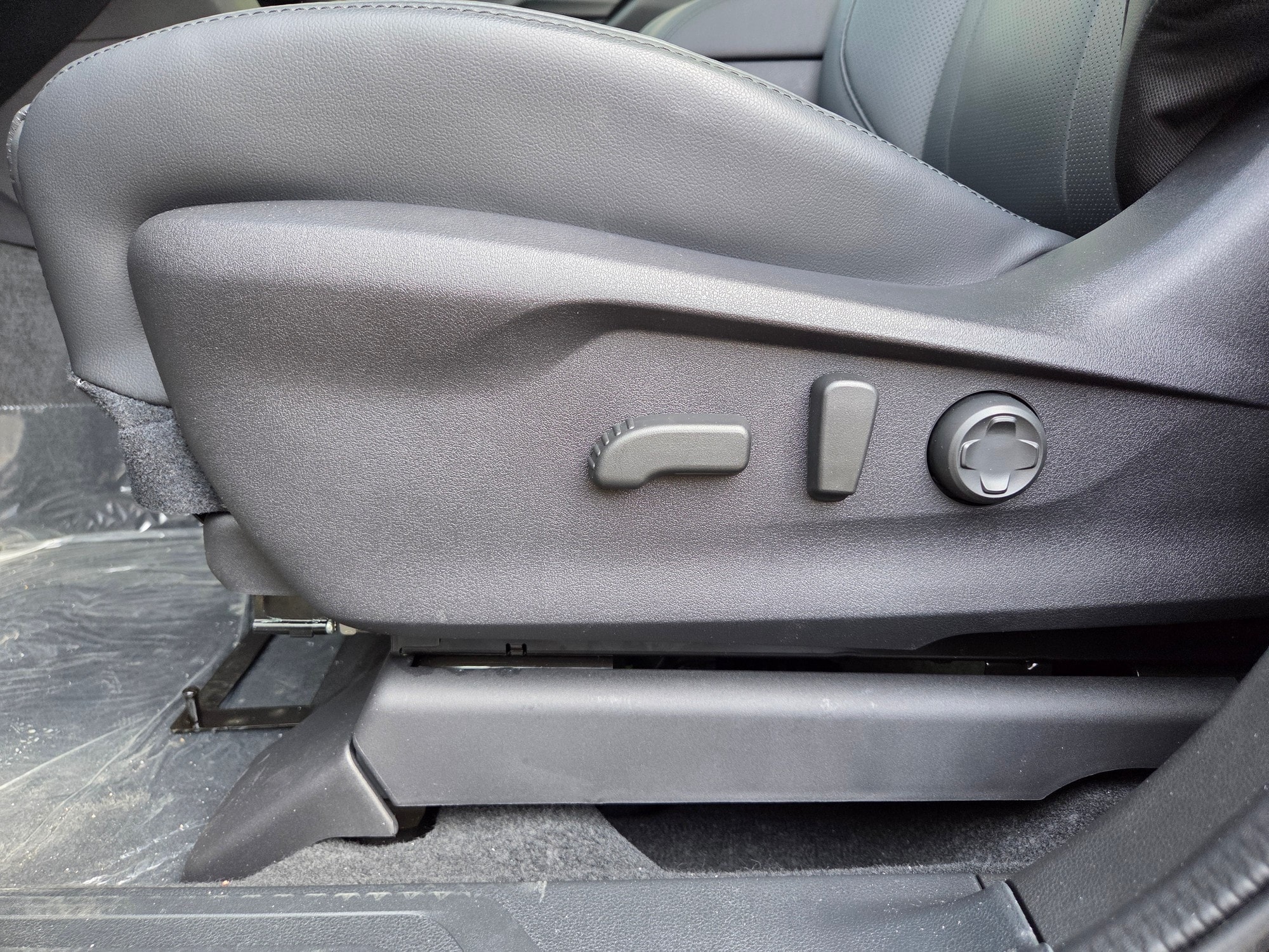 2026 Subaru Ascent Onyx Edition-Touring - Photo 5