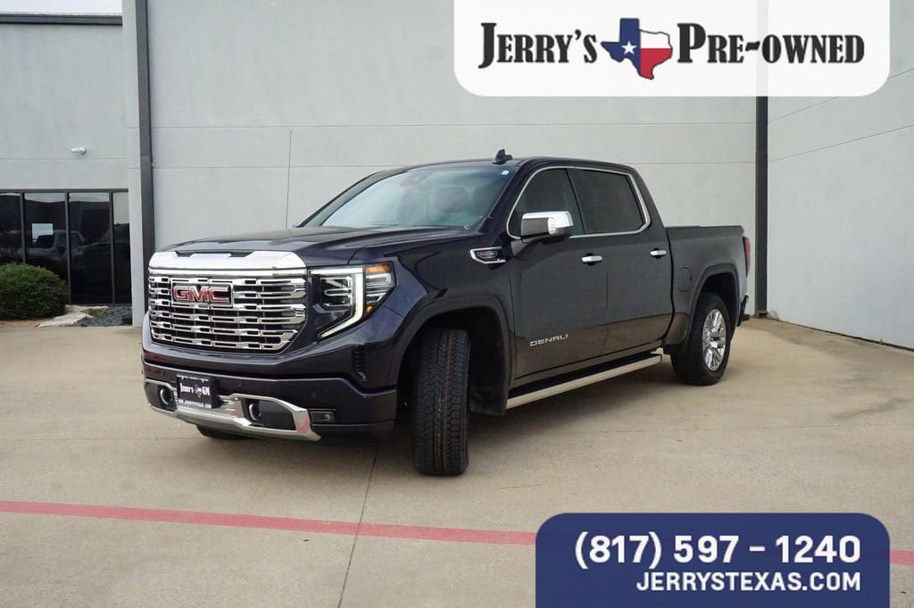 2022 GMC Sierra Denali's photo