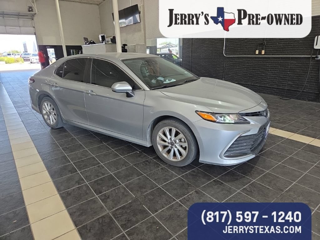 Used 2022 Toyota Camry LE Sedan