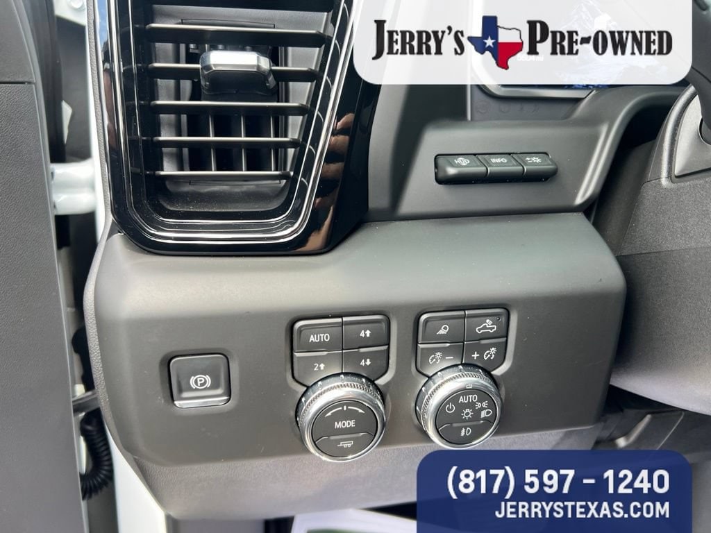 2026 GMC Sierra 2500HD AT4 - Photo 13